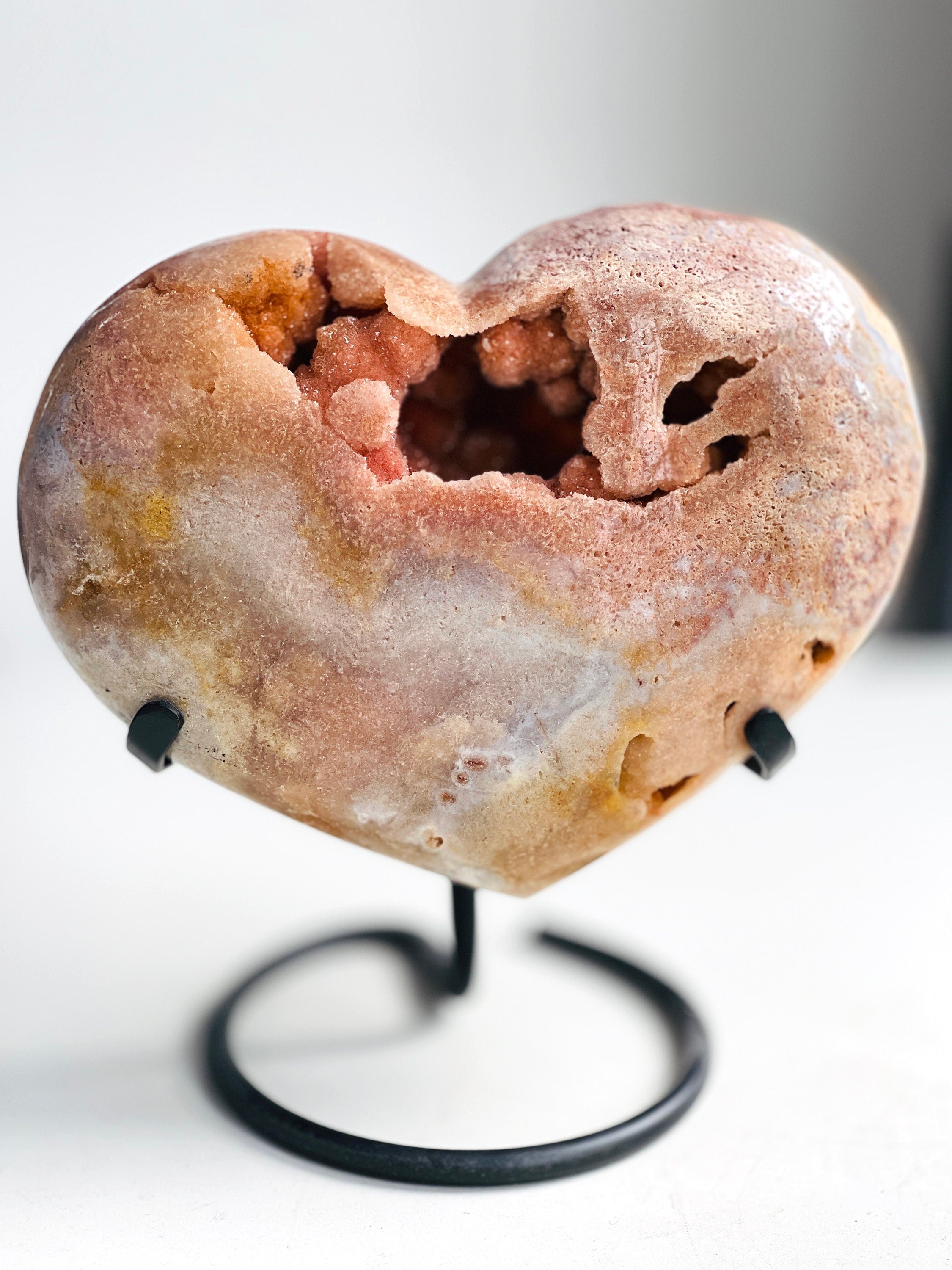 Pink Amethyst Heart, 2.8kg XXL Pink Amethyst Druzy Heart on Metal Stand, Pink Amethyst Crystal Heart, Crystal Gift, Crystal for Home decor