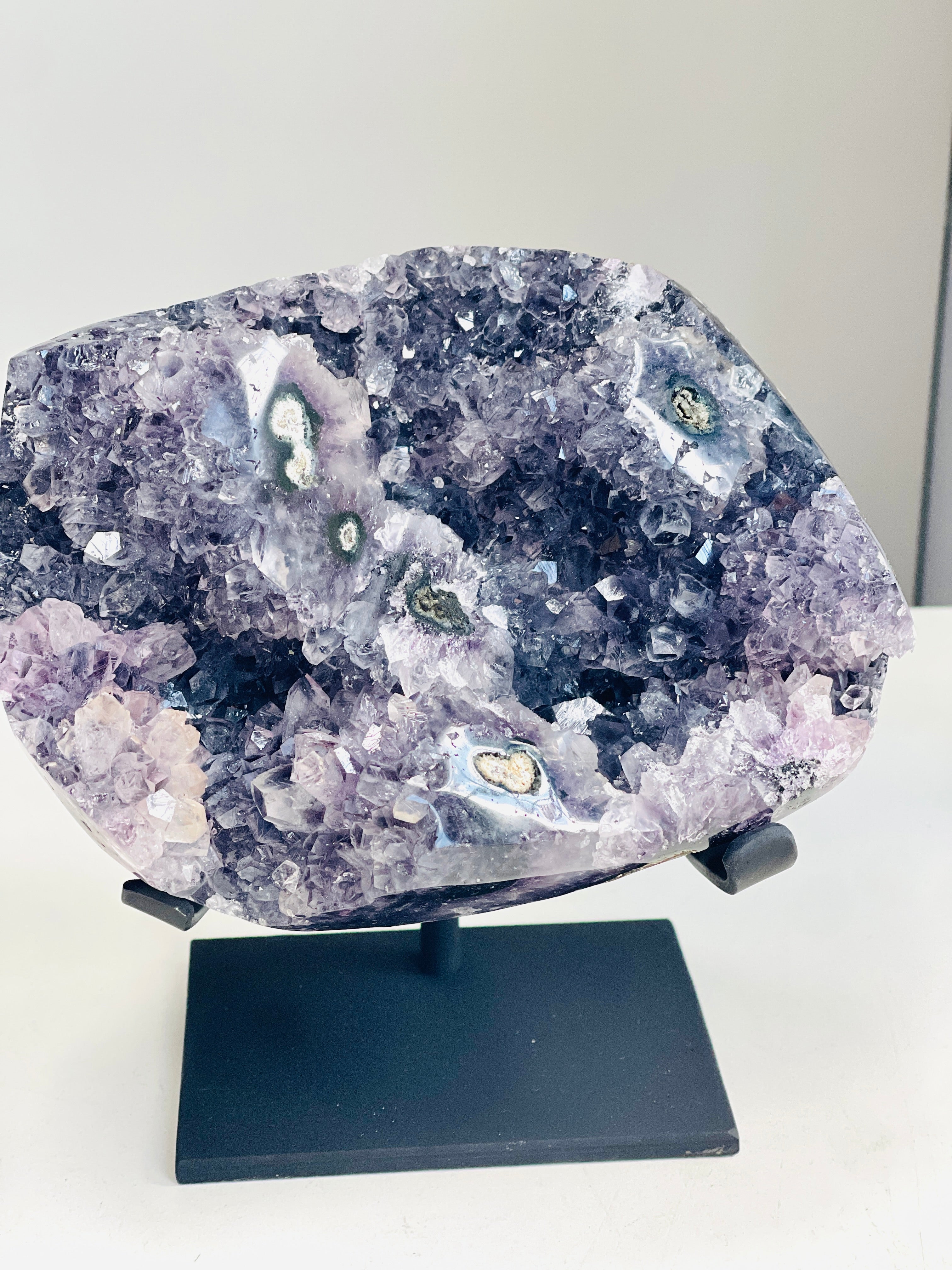 How to Choose the Right Crystal for You: A Complete Buyer's Guide