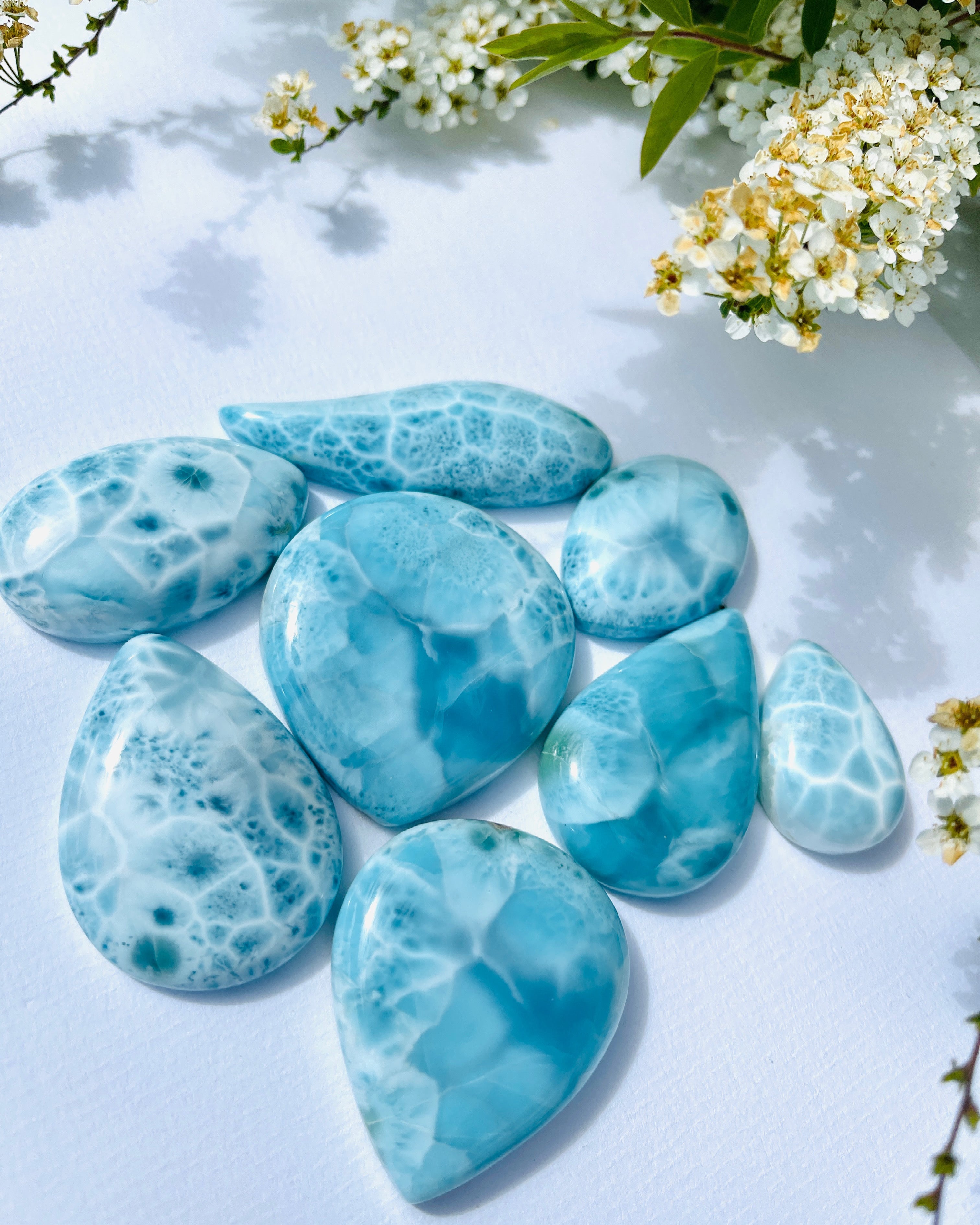 Blue Stones（Larimar / Aquamarine/ Lemurian Aquatine Calcite / Angelite/ Blue Aragonite） - Million Years Crystal