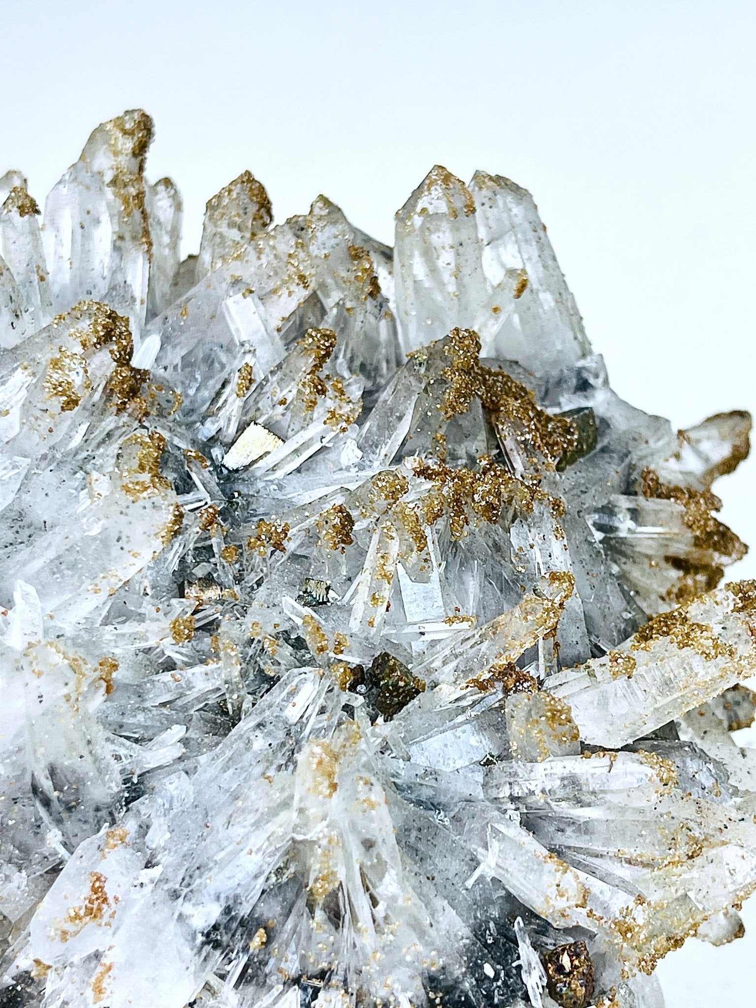 1045g Unique Quartz with Rhodochrosite from Djurkovo mine, Laki, Bulgaria, Mineral Specimen, Unique Gift - Million Years Crystal