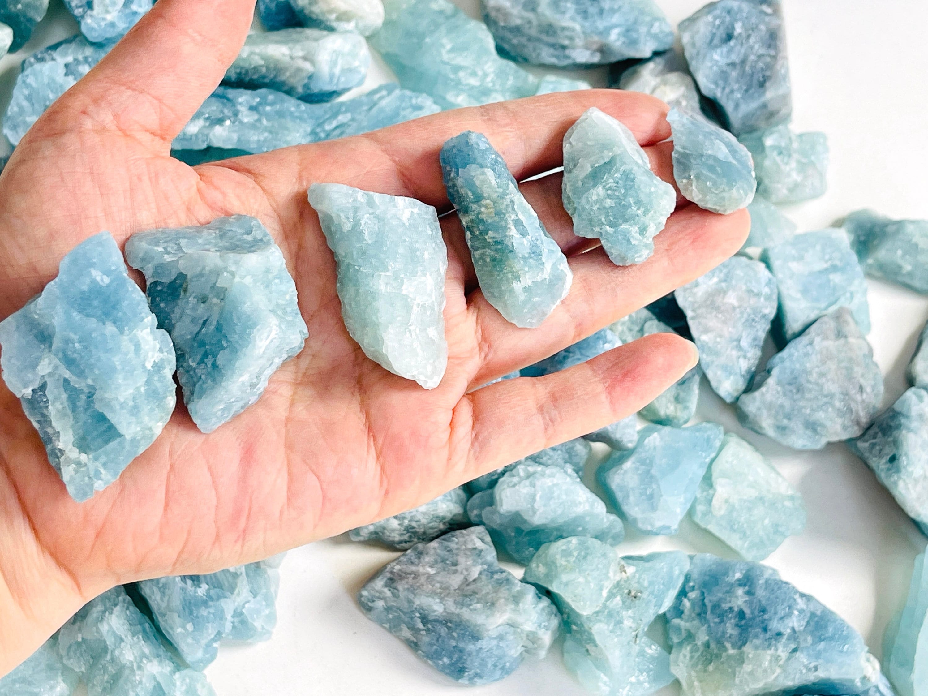 Raw Aquamarine Crystal – High Grade Unpolished Stone for Jewelry Making & Meditation