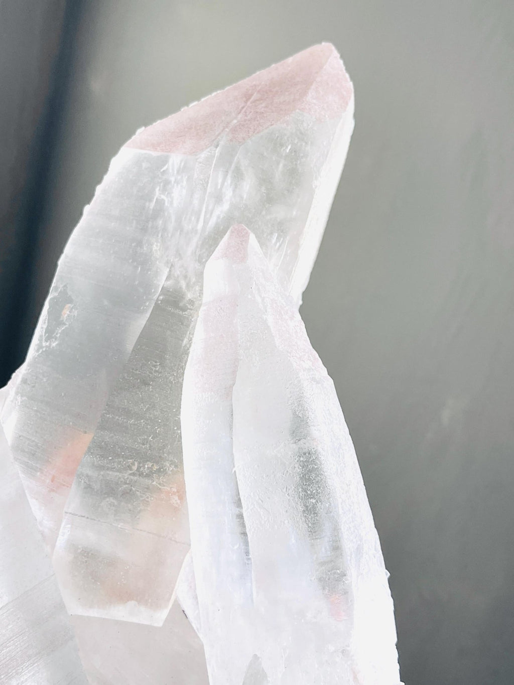 2.84kg XXL Lemurian Quartz Cluster with Pink Lithium – Rare Statement Crystal, Healing Energy, Collector's Gift - Million Years Crystal