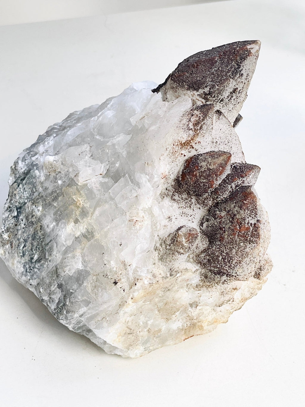 2.8kg Unique Quartz with Rhodochrosite from Djurkovo mine, Laki, Bulgaria, Mineral Specimen, Unique Gift - Million Years Crystal
