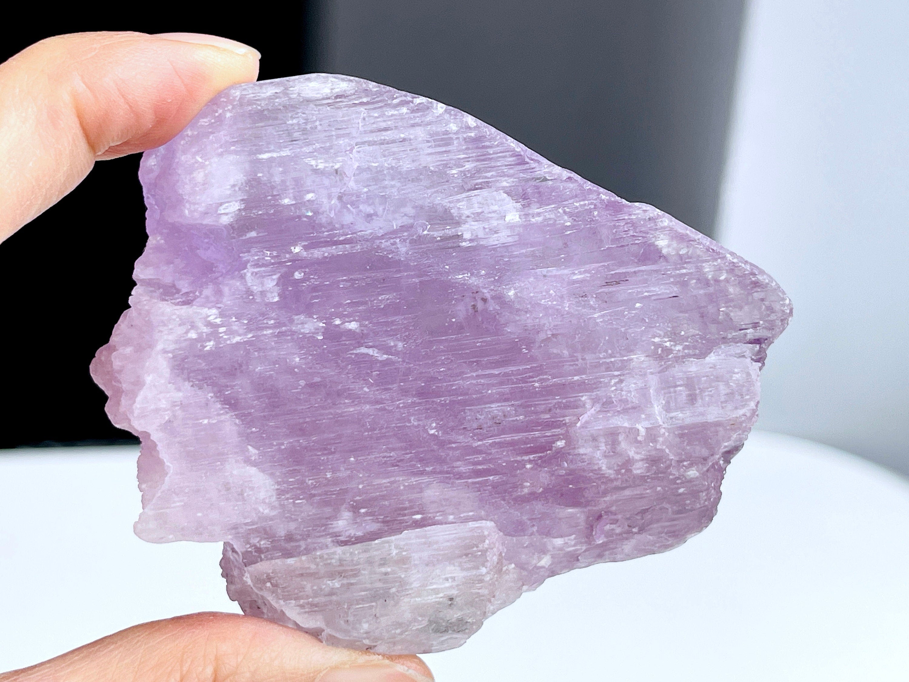 149g Afghanistan Kunzite Mineral Specimen