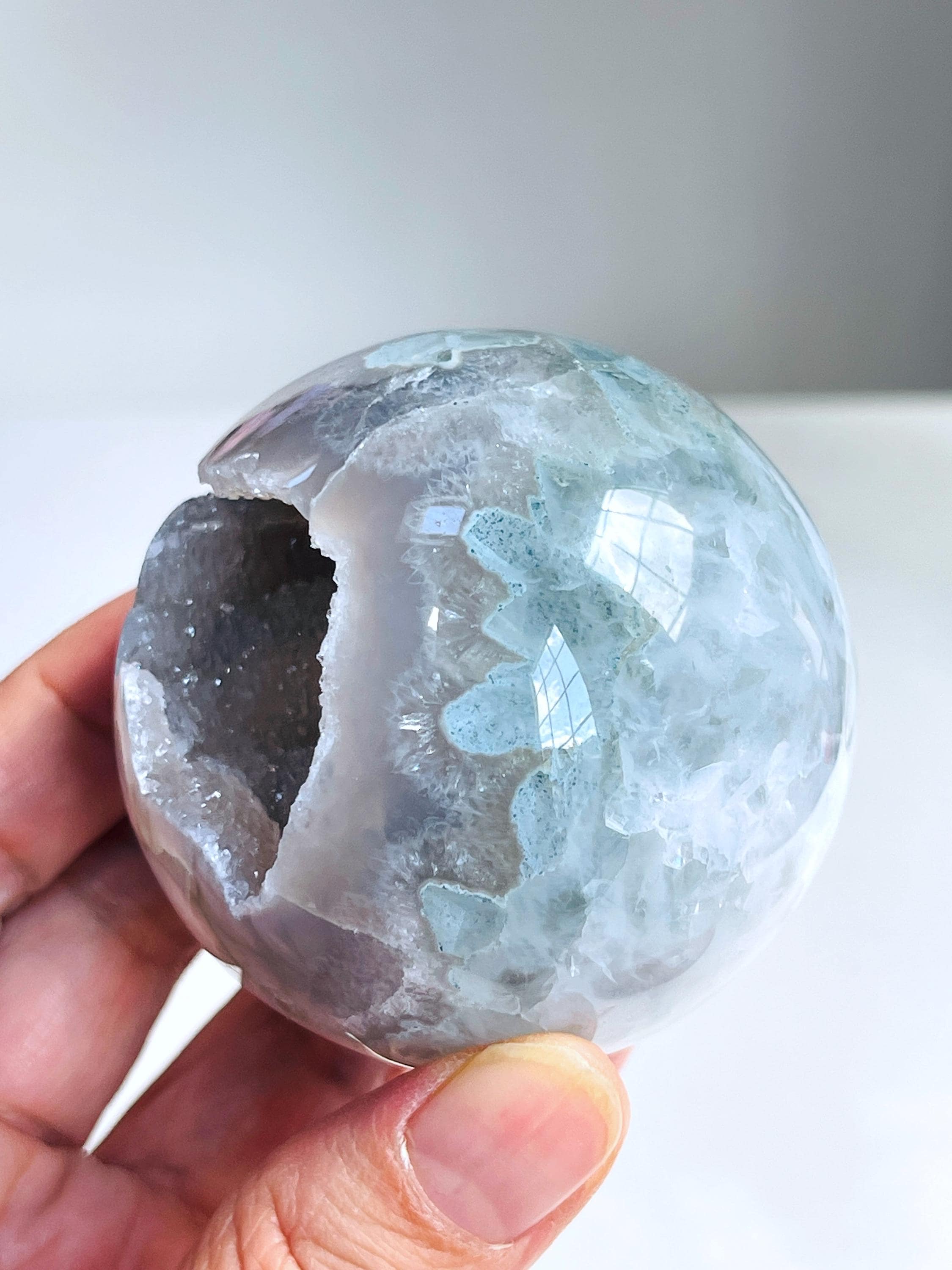 Gorgeous Rainbow Druzy Agate Sphere, Druzy Agate Sphere, unique gift, Crystal gift, Home Decor