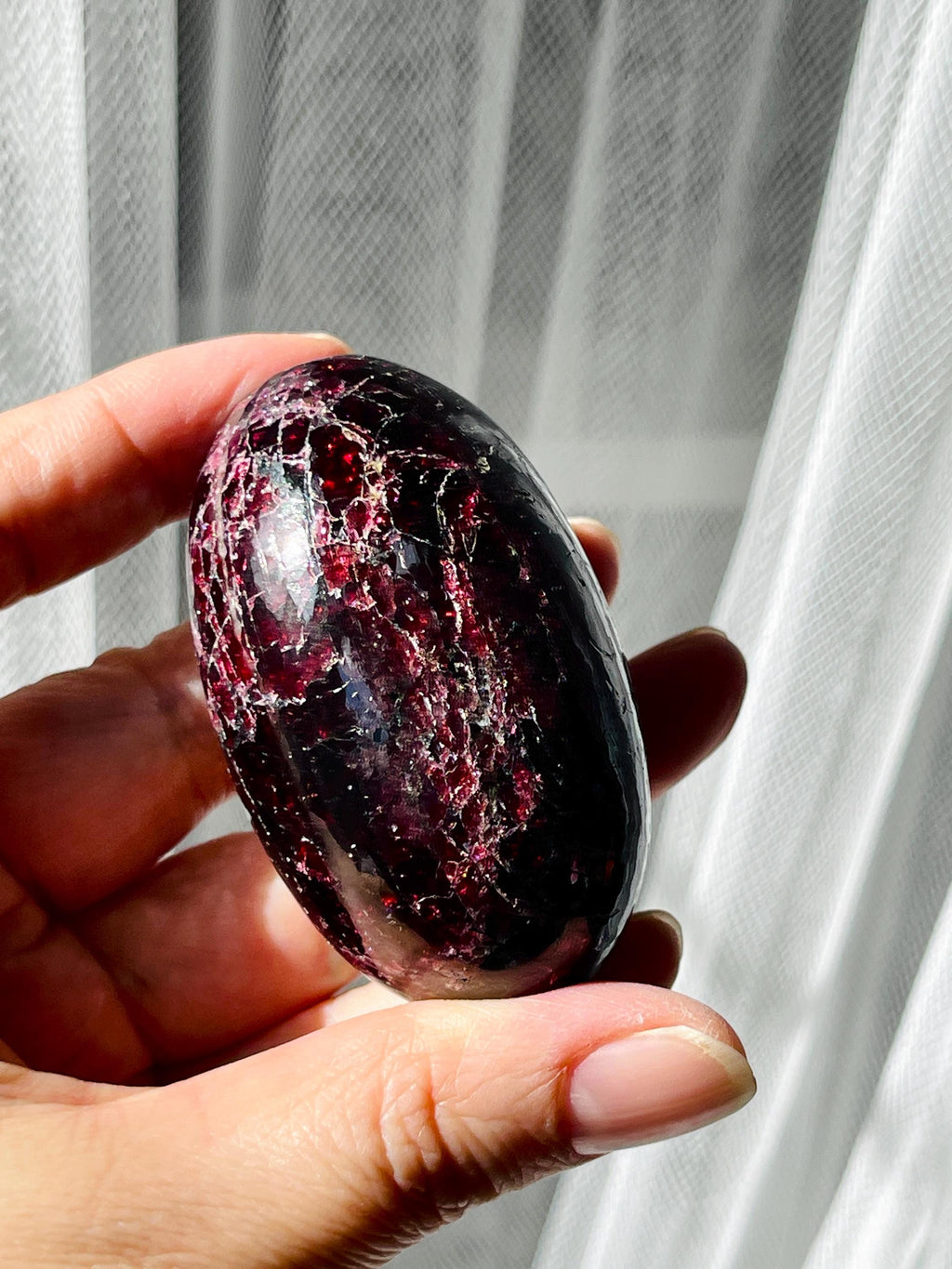 Gemy Garnet Crystal Shiva, Garnet Shiva Lingam, High Quality Garnet Crystal, Crystal Gift, Healing Crystal 1
