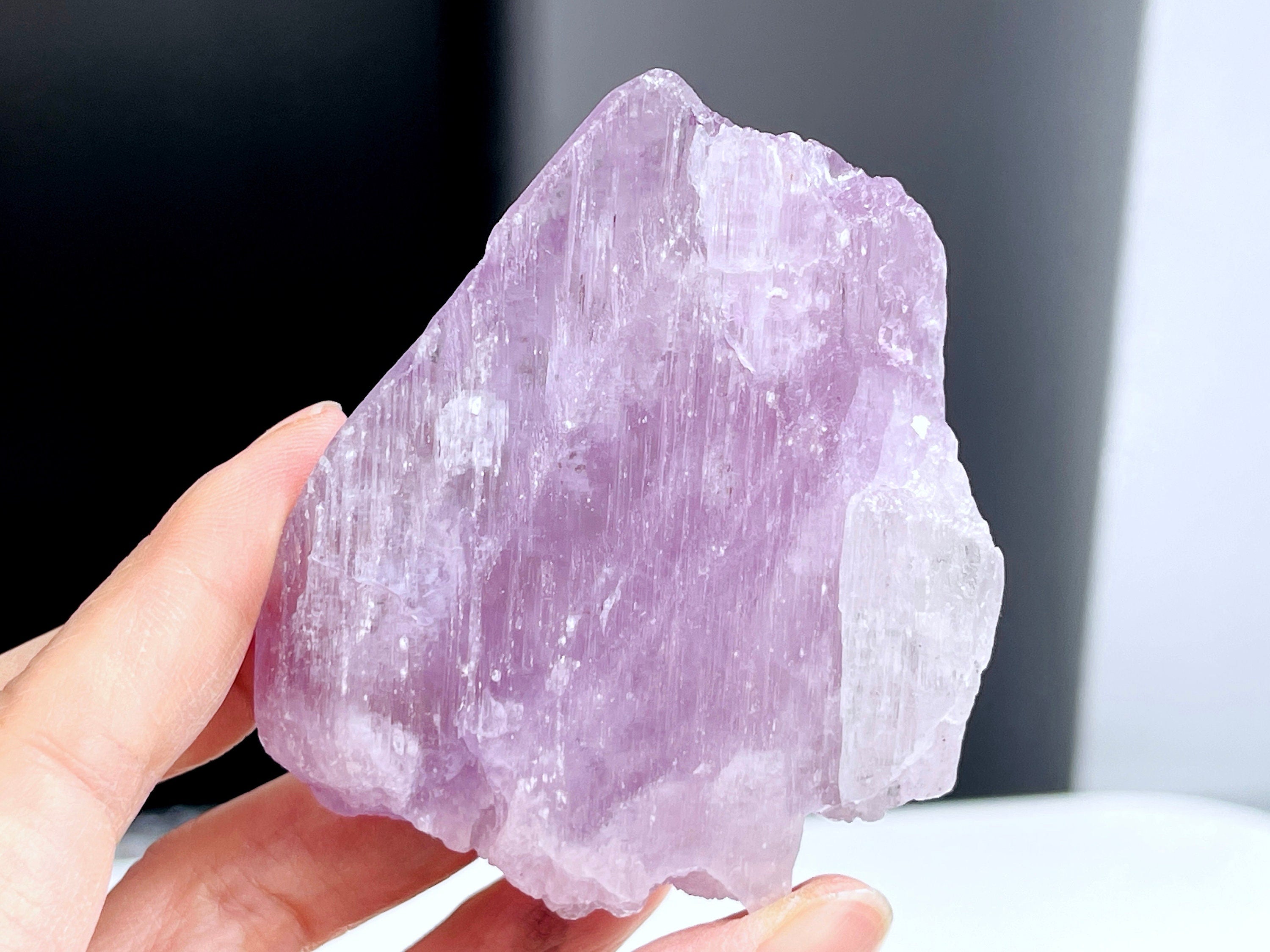 149g Afghanistan Kunzite Mineral Specimen