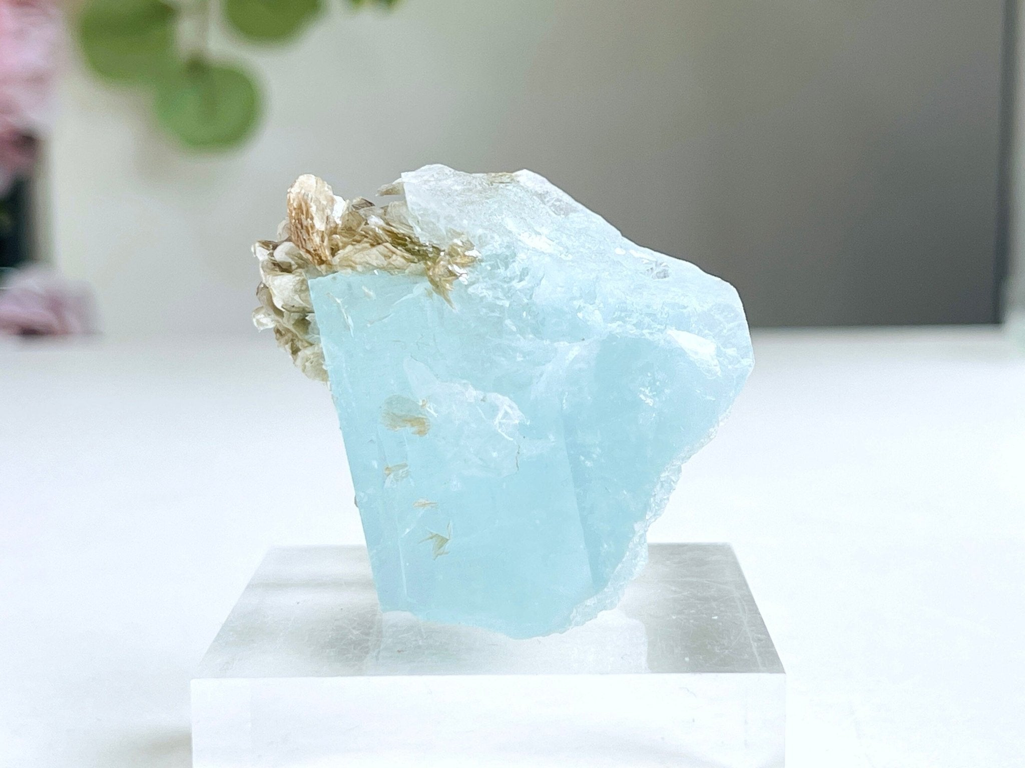 76g Natural Aquamarine Beryl Specimen with Muscovite – Raw Crystal from Skardu, Pakistan - Million Years Crystal