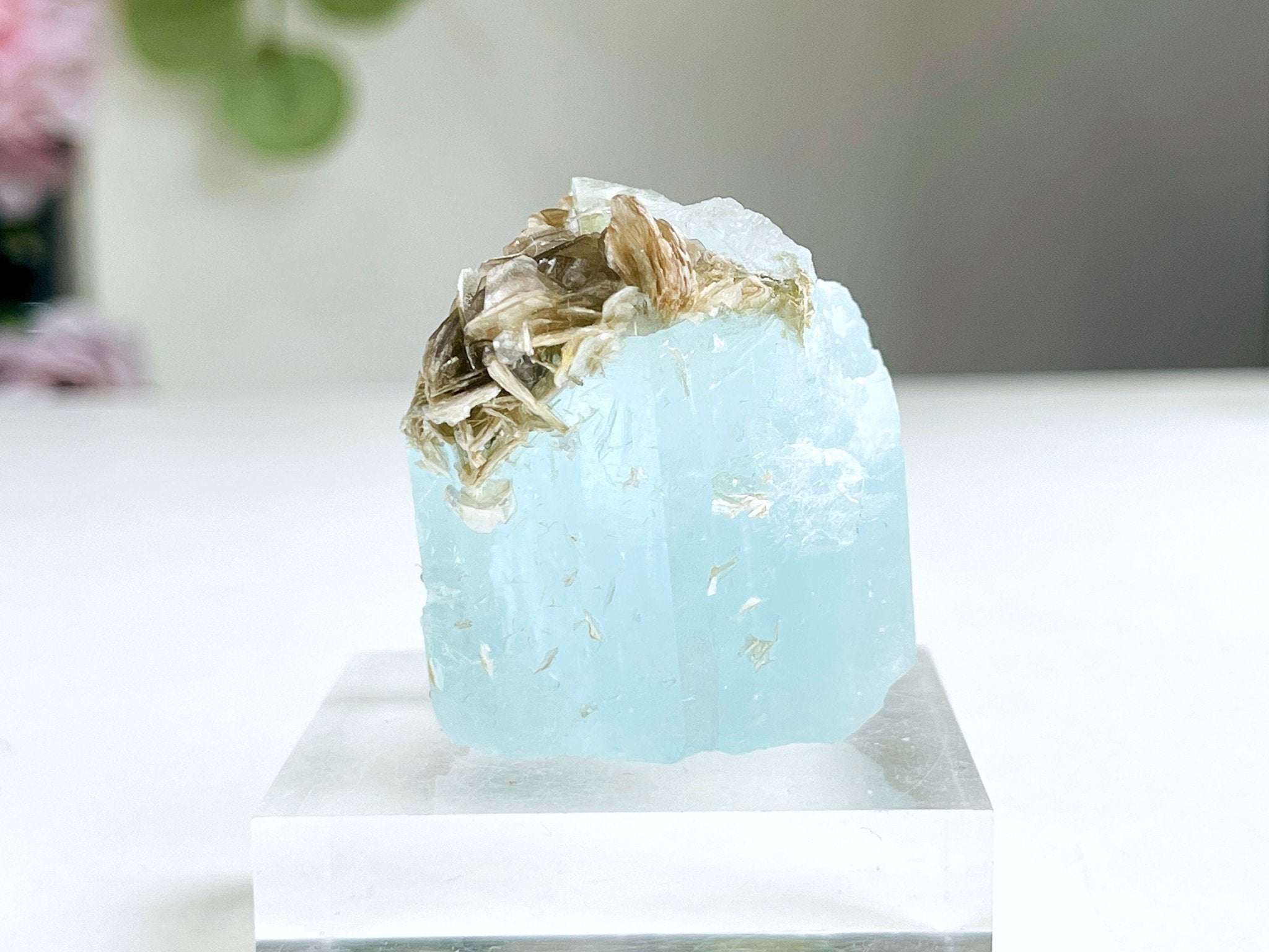 76g Natural Aquamarine Beryl Specimen with Muscovite – Raw Crystal from Skardu, Pakistan - Million Years Crystal