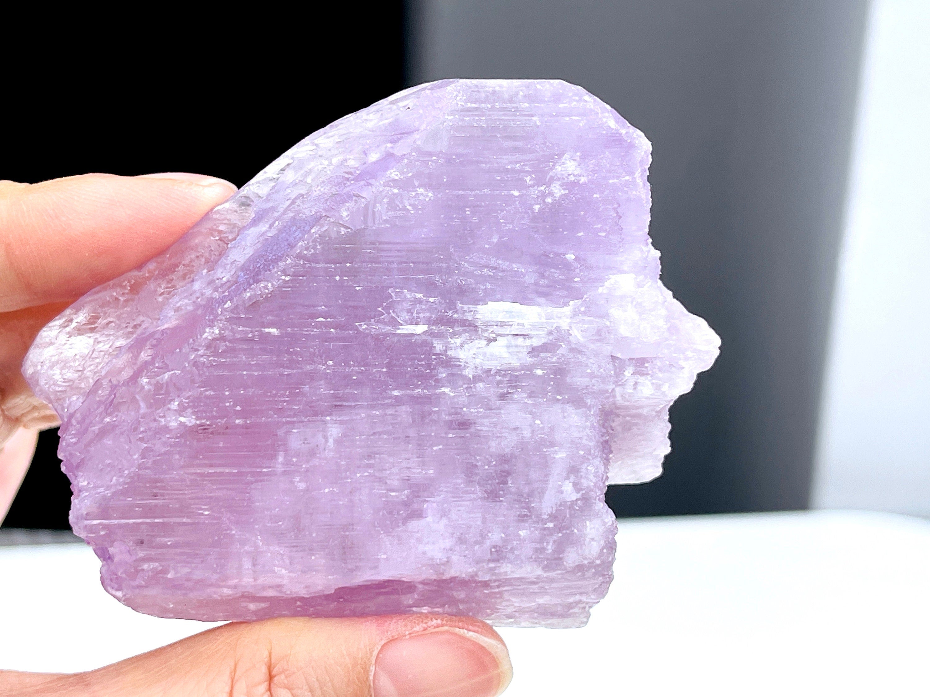 149g Afghanistan Kunzite Mineral Specimen