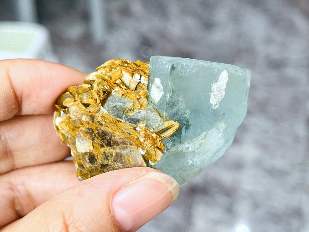 79g Natural Blue Aquamarine Beryl Specimen with Muscovite – Raw Crystal from Skardu, Pakistan - Million Years Crystal
