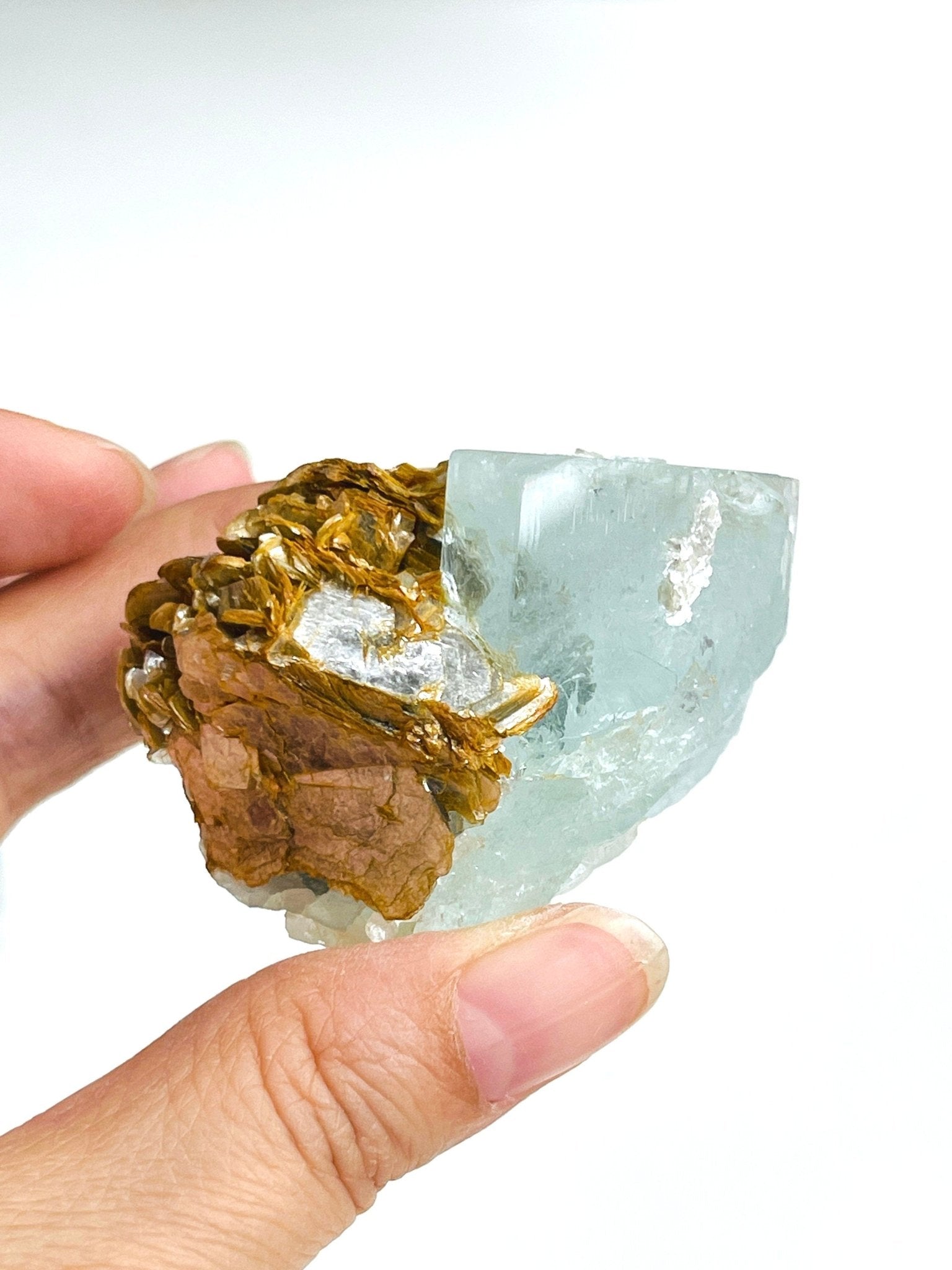 79g Natural Blue Aquamarine Beryl Specimen with Muscovite – Raw Crystal from Skardu, Pakistan - Million Years Crystal