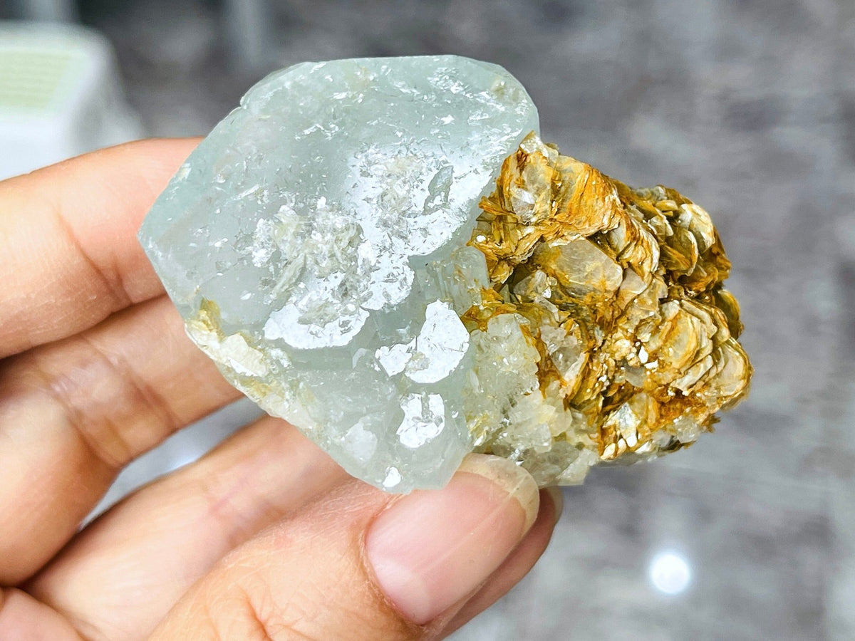 79g Natural Blue Aquamarine Beryl Specimen with Muscovite – Raw Crystal from Skardu, Pakistan - Million Years Crystal