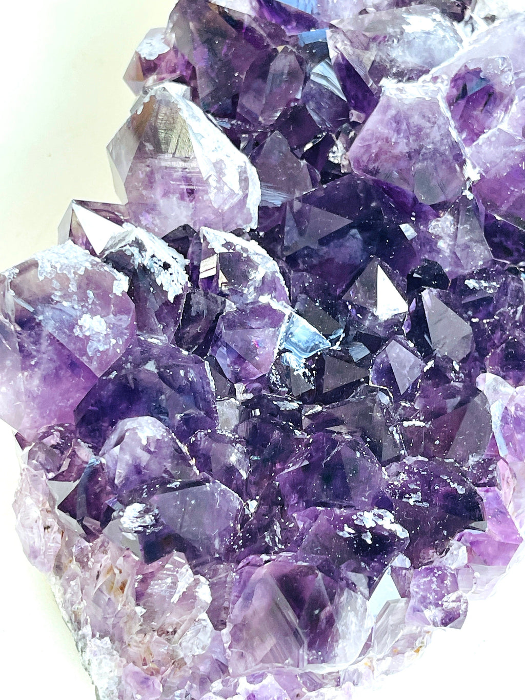 3.7kg Amethyst with Calcite Mineral Specimen– Large Raw Amethyst Cluster, High-Quality Crystal for Collectors & Decor, Natural Healing Stone