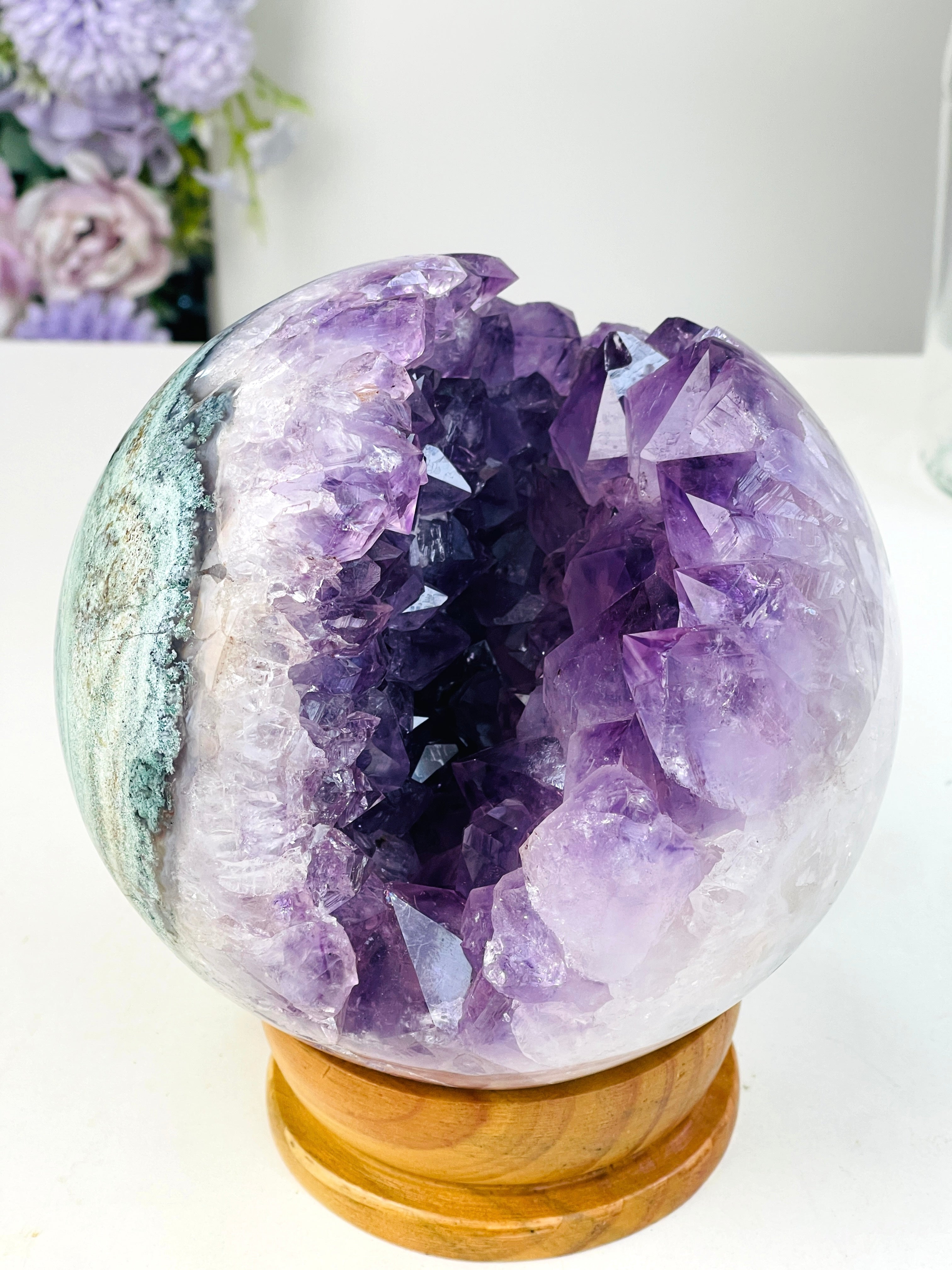 Amethyst Druzy Geode Sphere, 14.3 cm