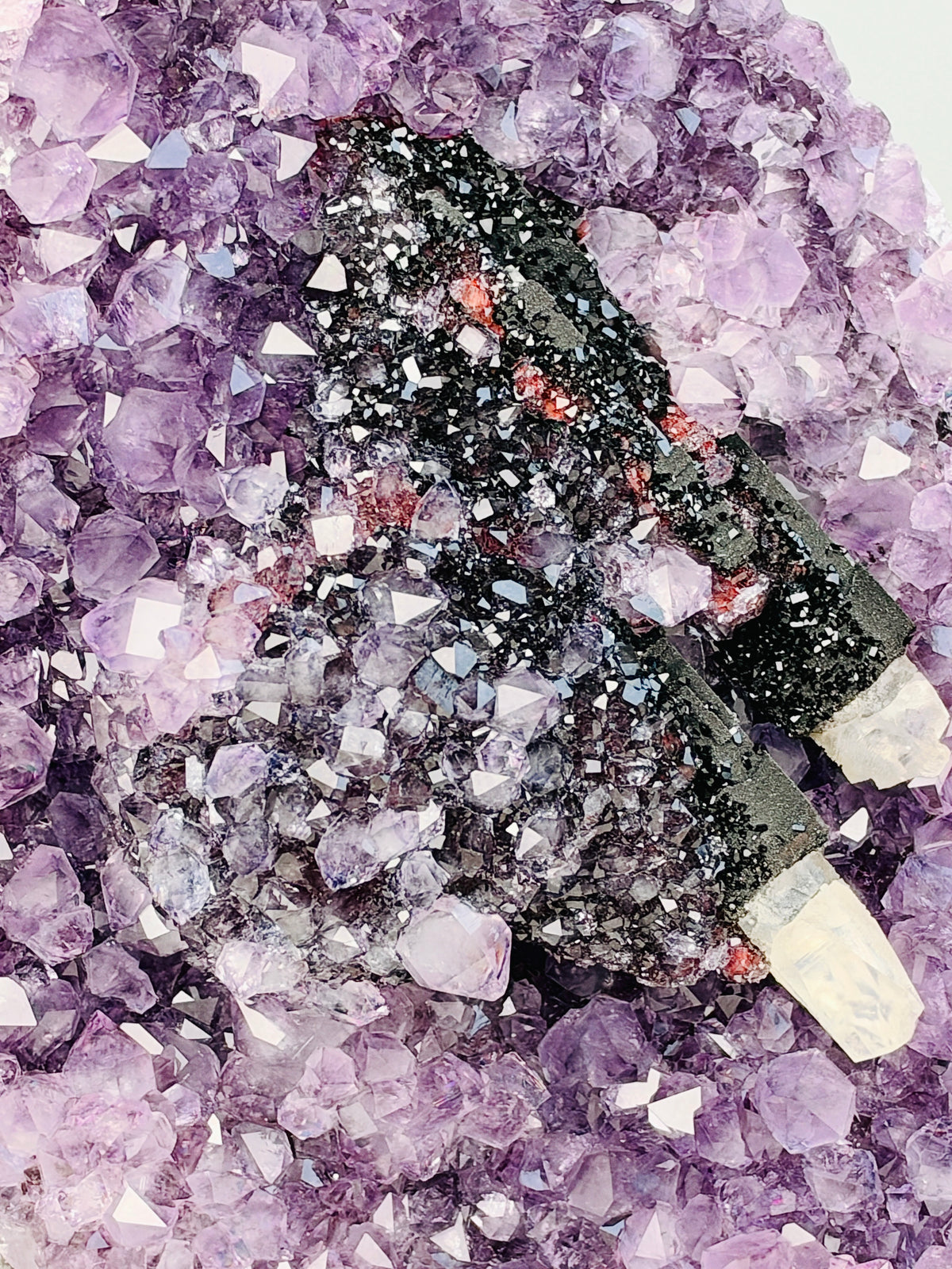 Uruguay Amethyst with Calcite Specimen, 4.725 kg