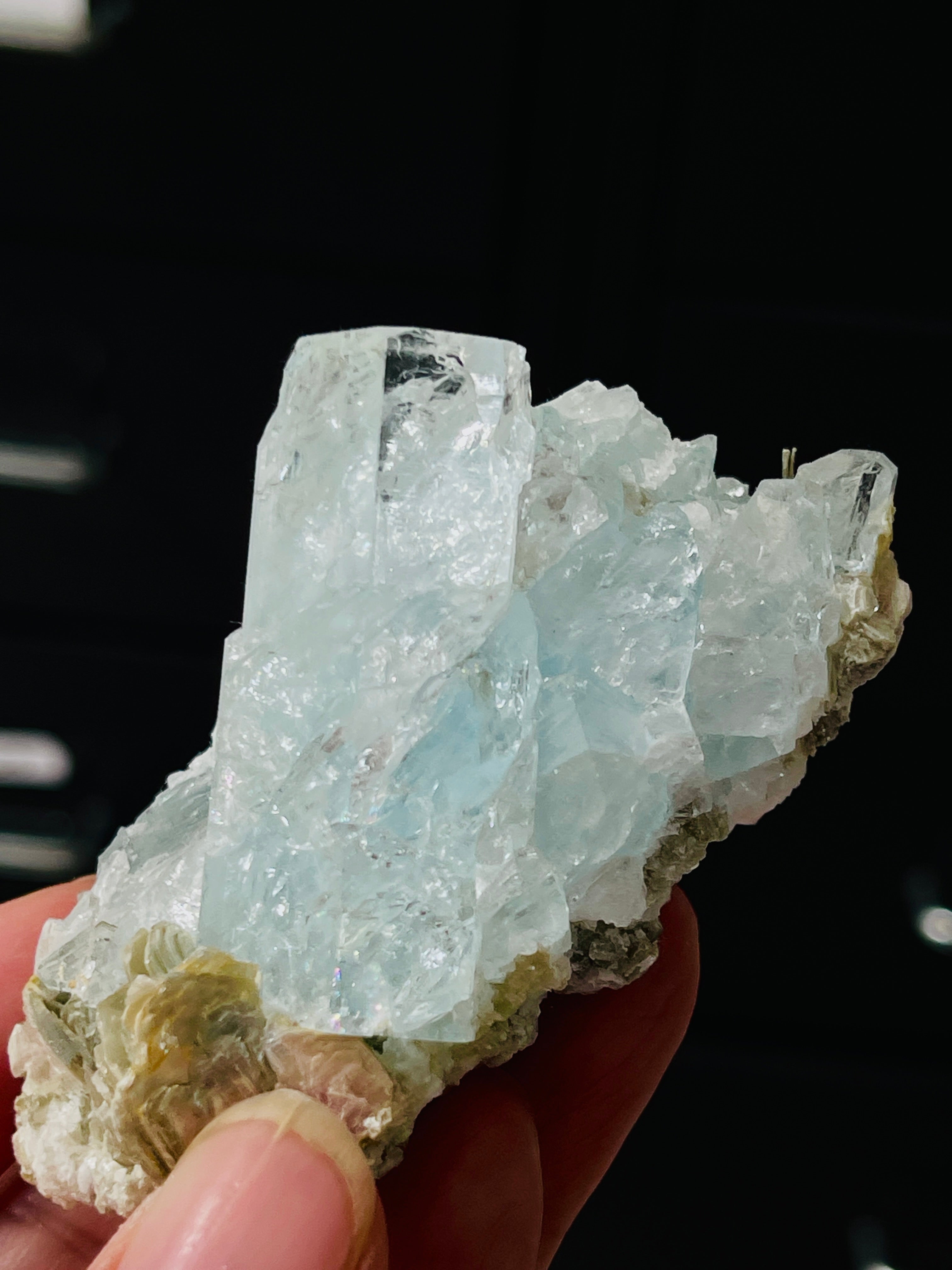 113g Natural Aquamarine Beryl Specimen with Muscovite – Raw Crystal from Skardu, Pakistan