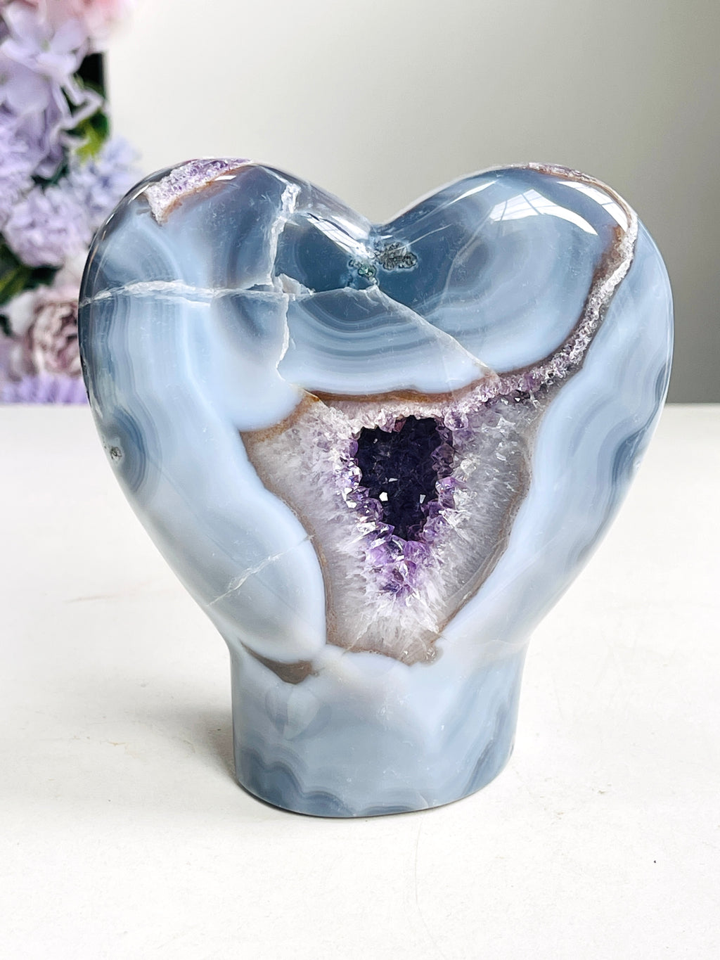 Blue Agate Heart with Amethyst Crystal, selfstanding, 1.09kg