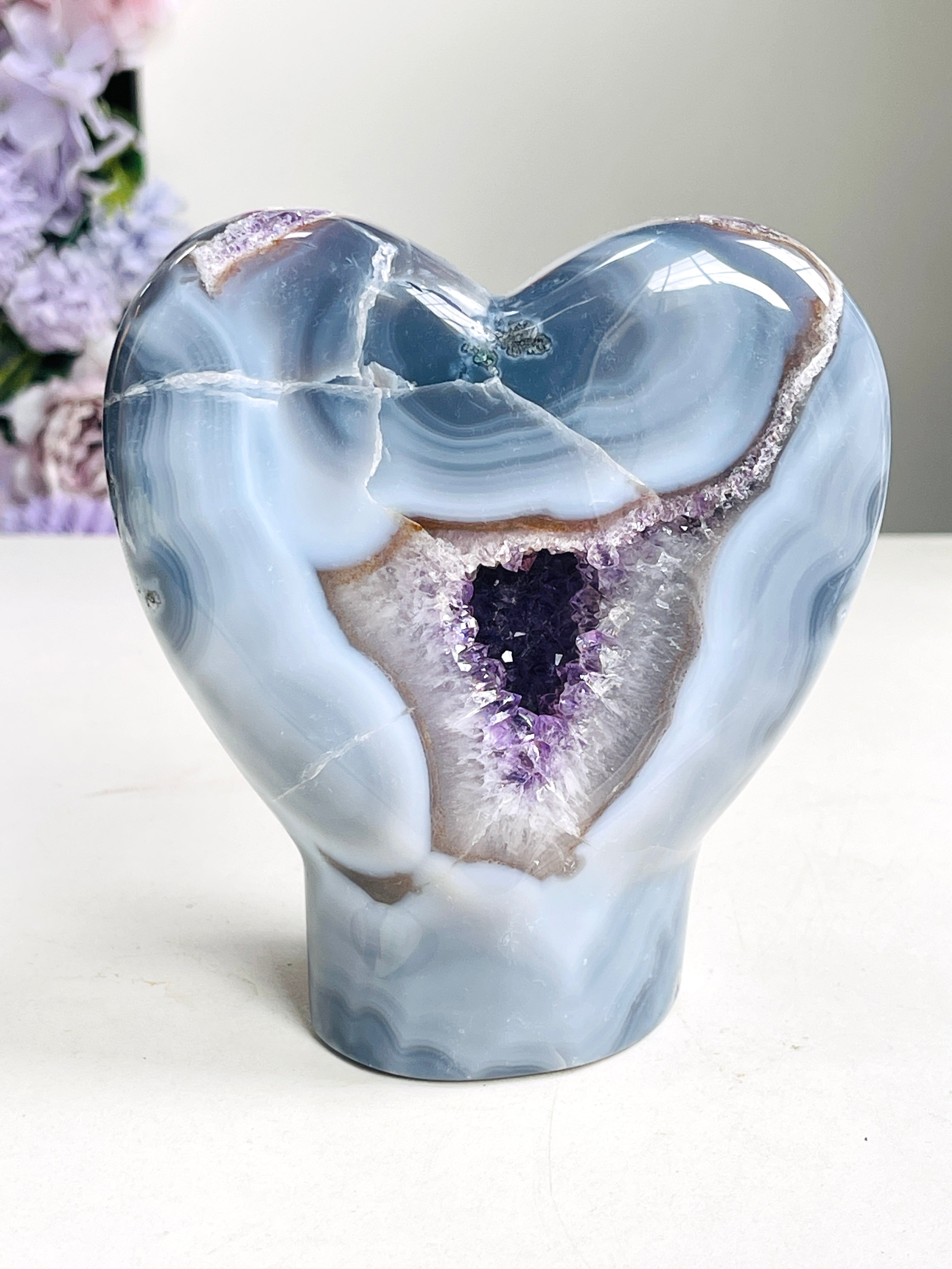 Blue Agate Heart with Amethyst Crystal, selfstanding, 1.09kg