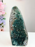 Uruguay Rainbow Sugar Druzy Specimen, 2.1 kg