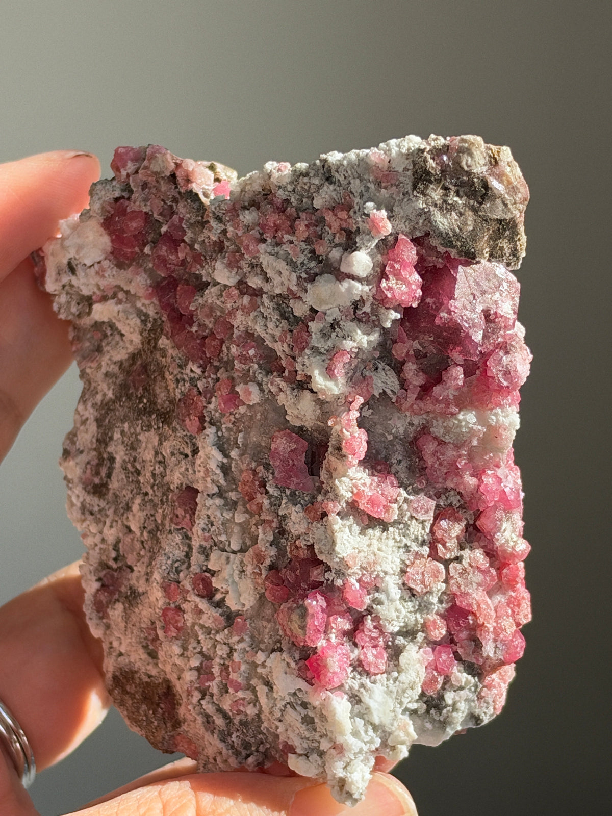 Mexican Raspberry Pink Garnet on Matrix, 205 g