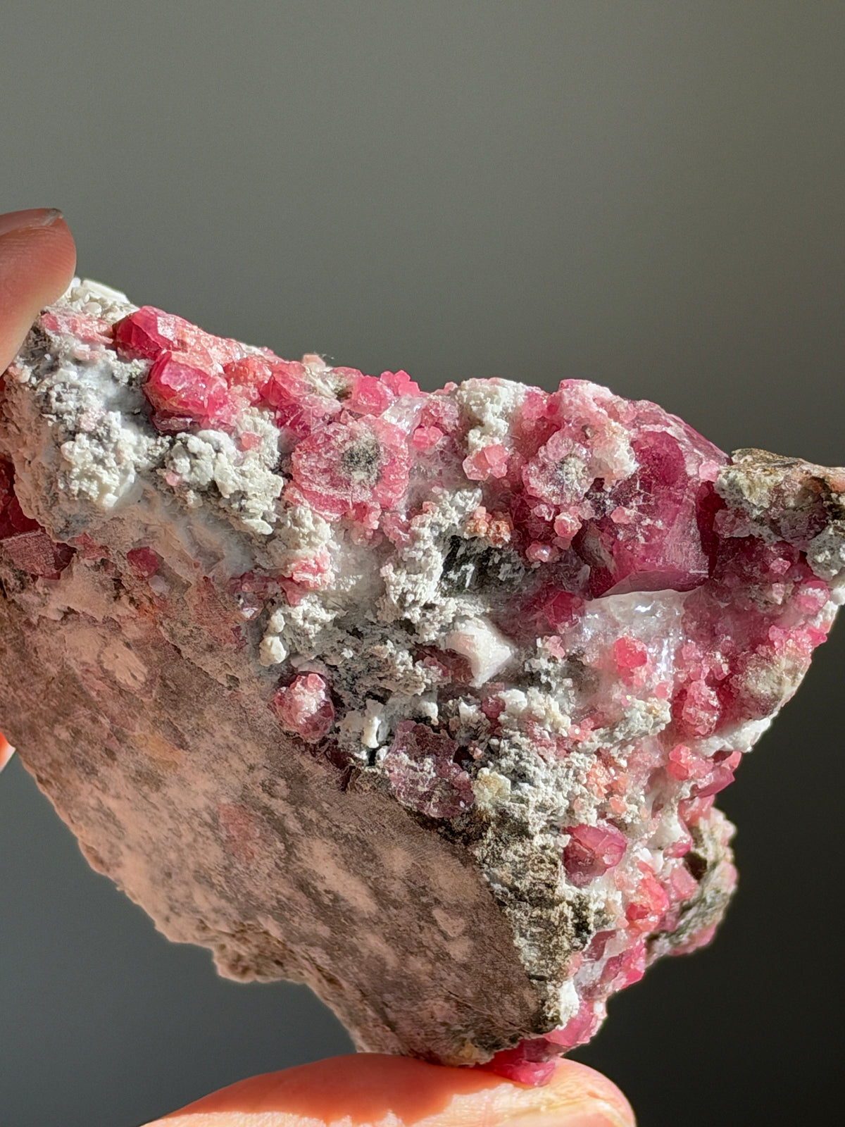 Mexican Raspberry Pink Garnet on Matrix, 205 g