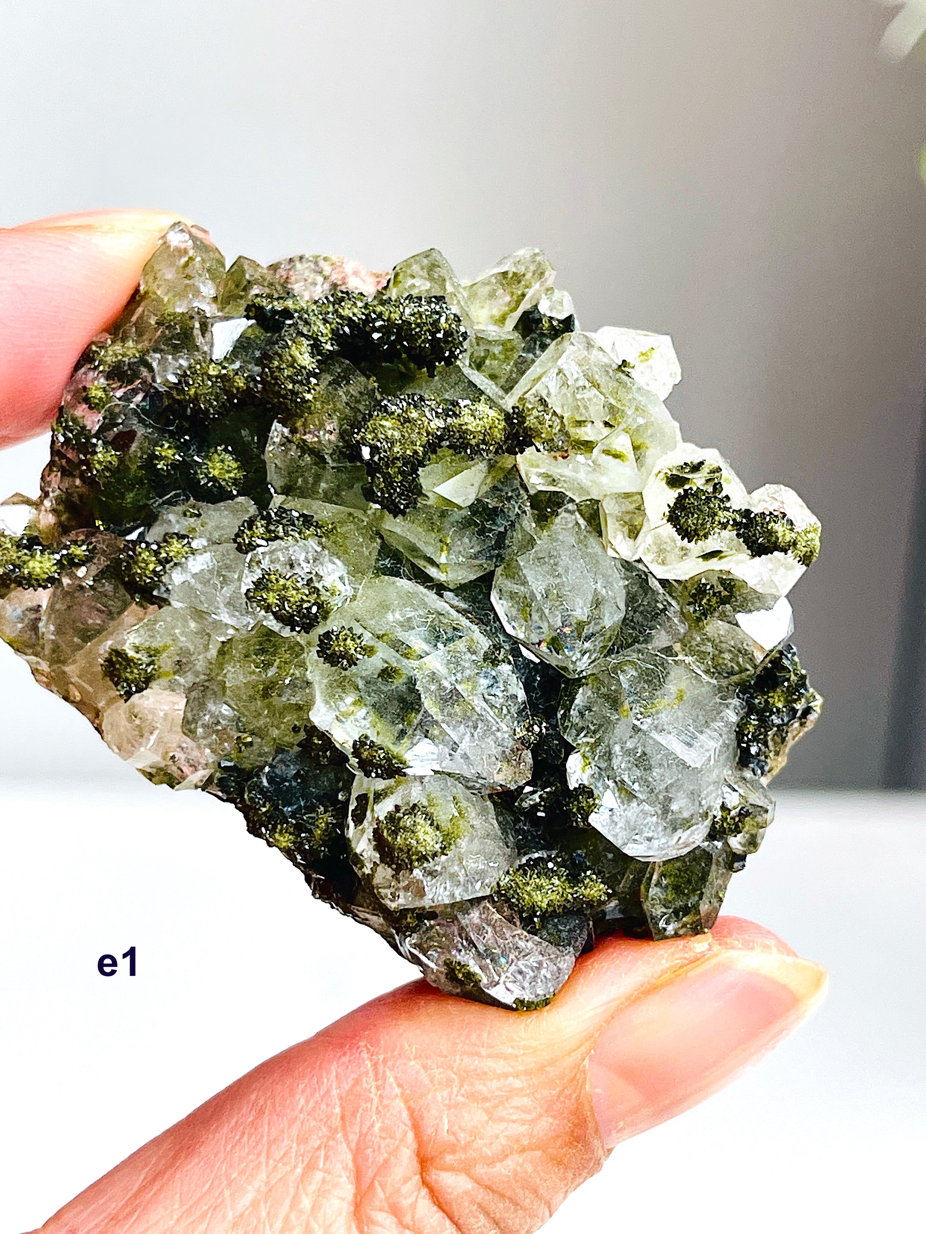 Forest Epidote with Quartz Specimen – Hakkari, Turkey