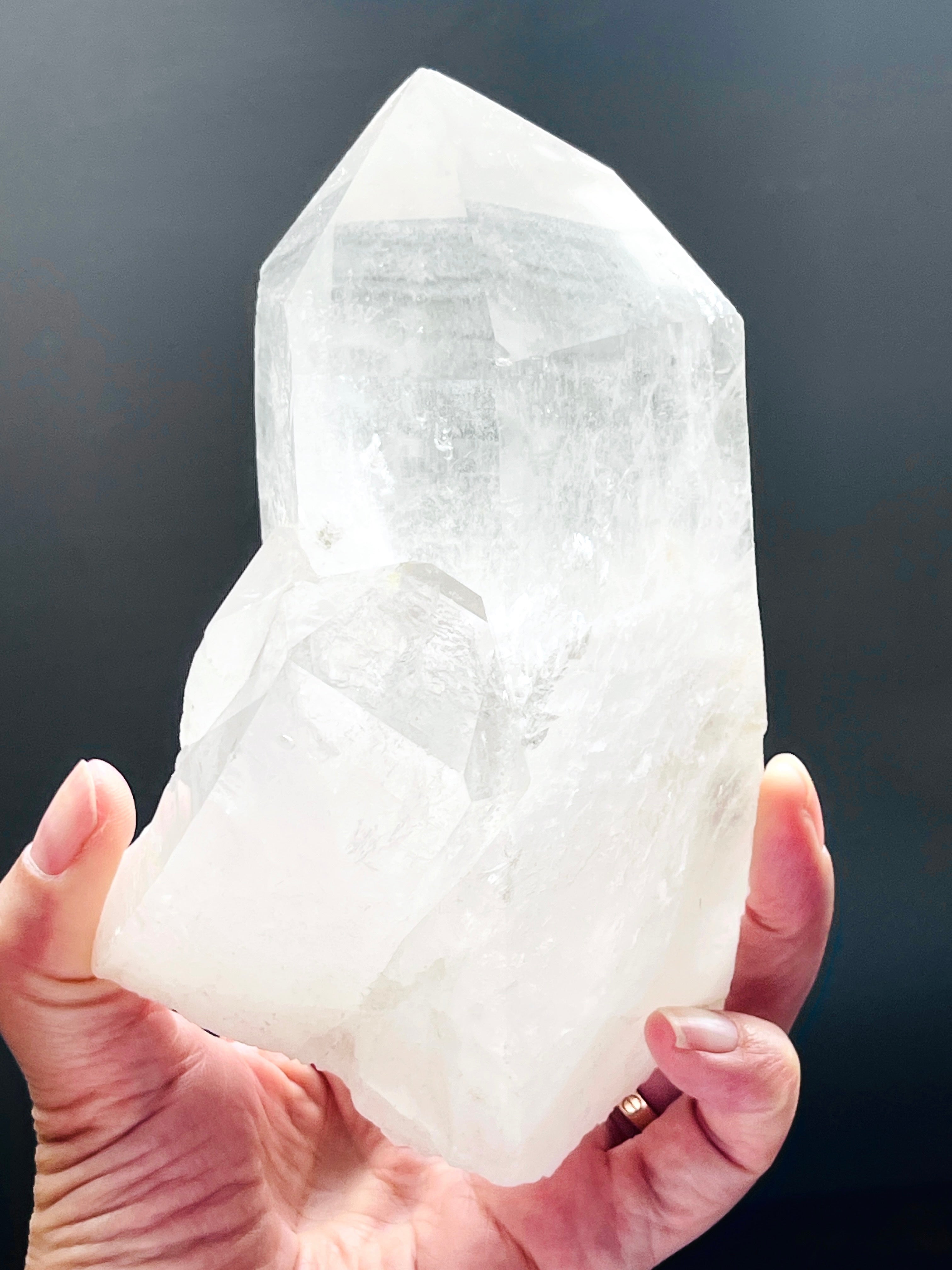 Natural Quartz Crystal, 0.8kg Large Quartz Crystal with big points, Healing Crystals, Crystal Gift -1