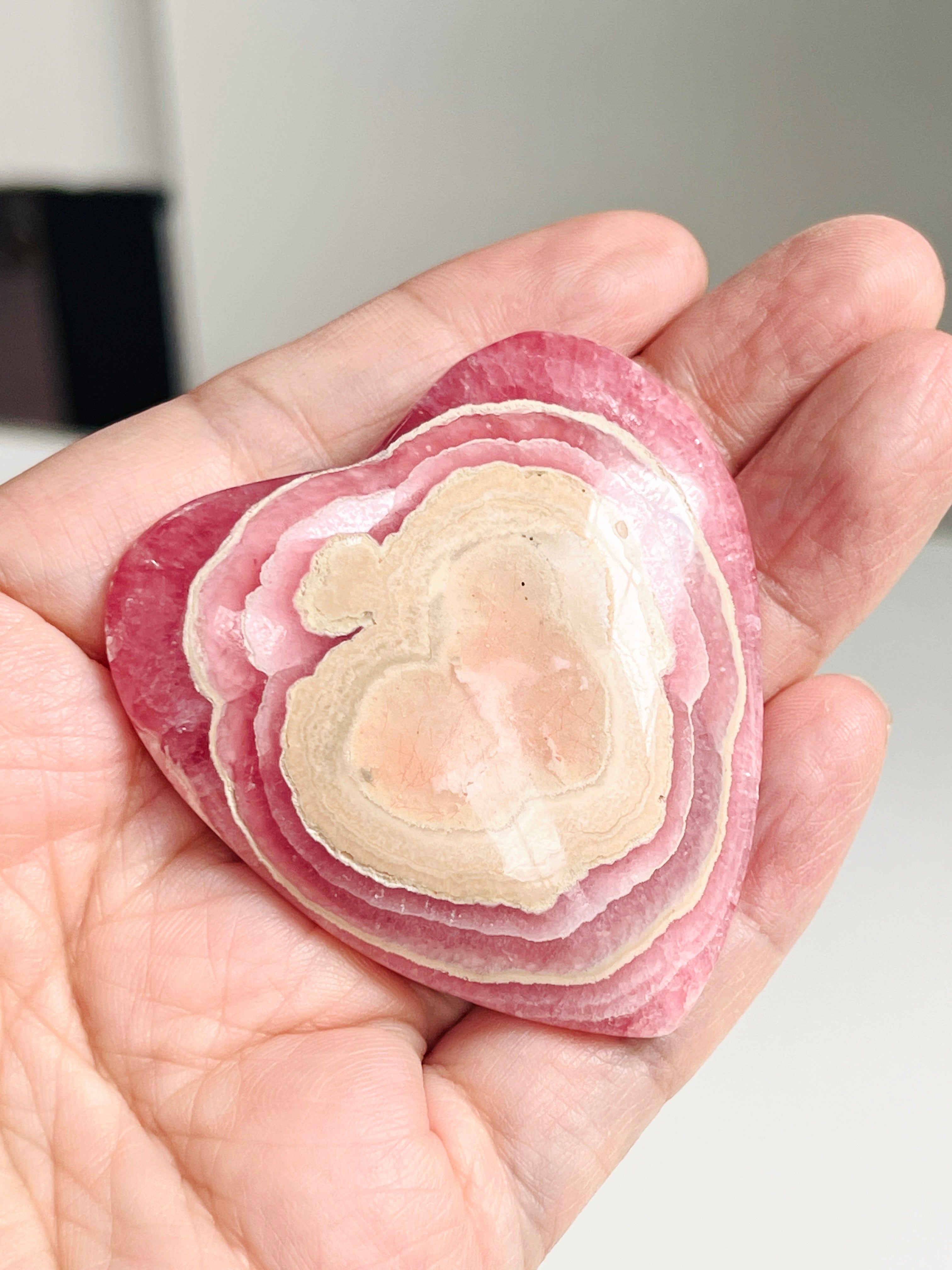 Natural Rhodochrosite heart, 50m Argentina Banded Rhodochrosite heart , Top Grade Rhodochrosite from Argentina, Pink Rhodochrosite
