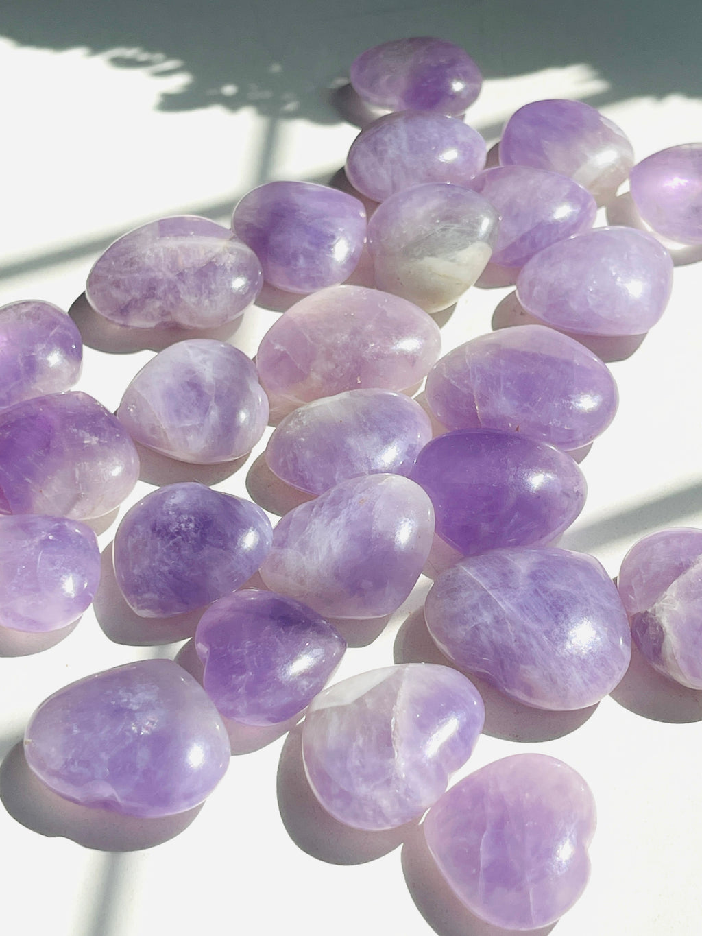 Lavender Amethyst Heart Crystal – Polished Healing Stone, Calming Crystal Gift, Stress Relief, Meditation, Reiki, Spiritual Decor