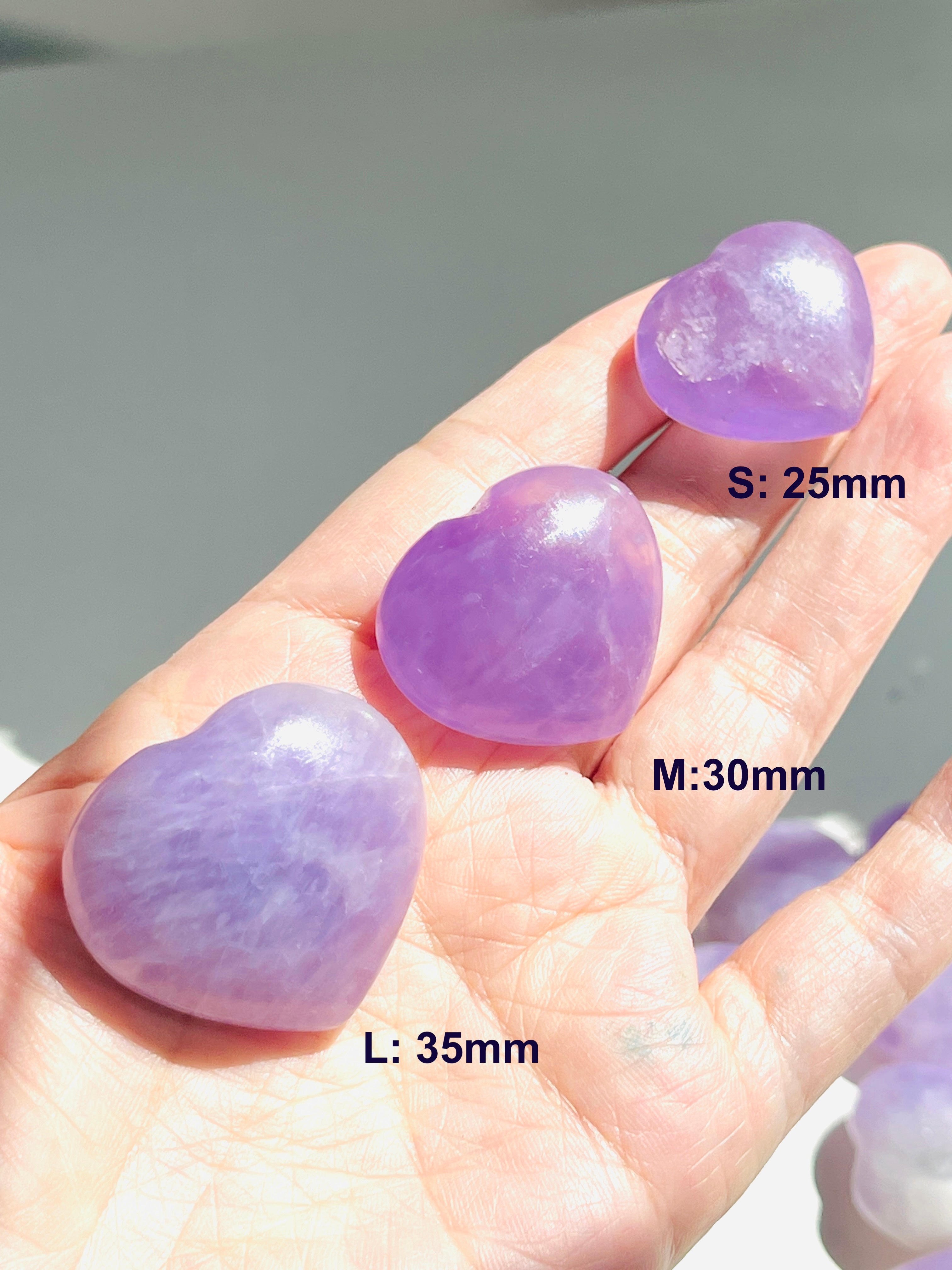 Lavender Amethyst Heart Crystal – Polished Healing Stone, Calming Crystal Gift, Stress Relief, Meditation, Reiki, Spiritual Decor
