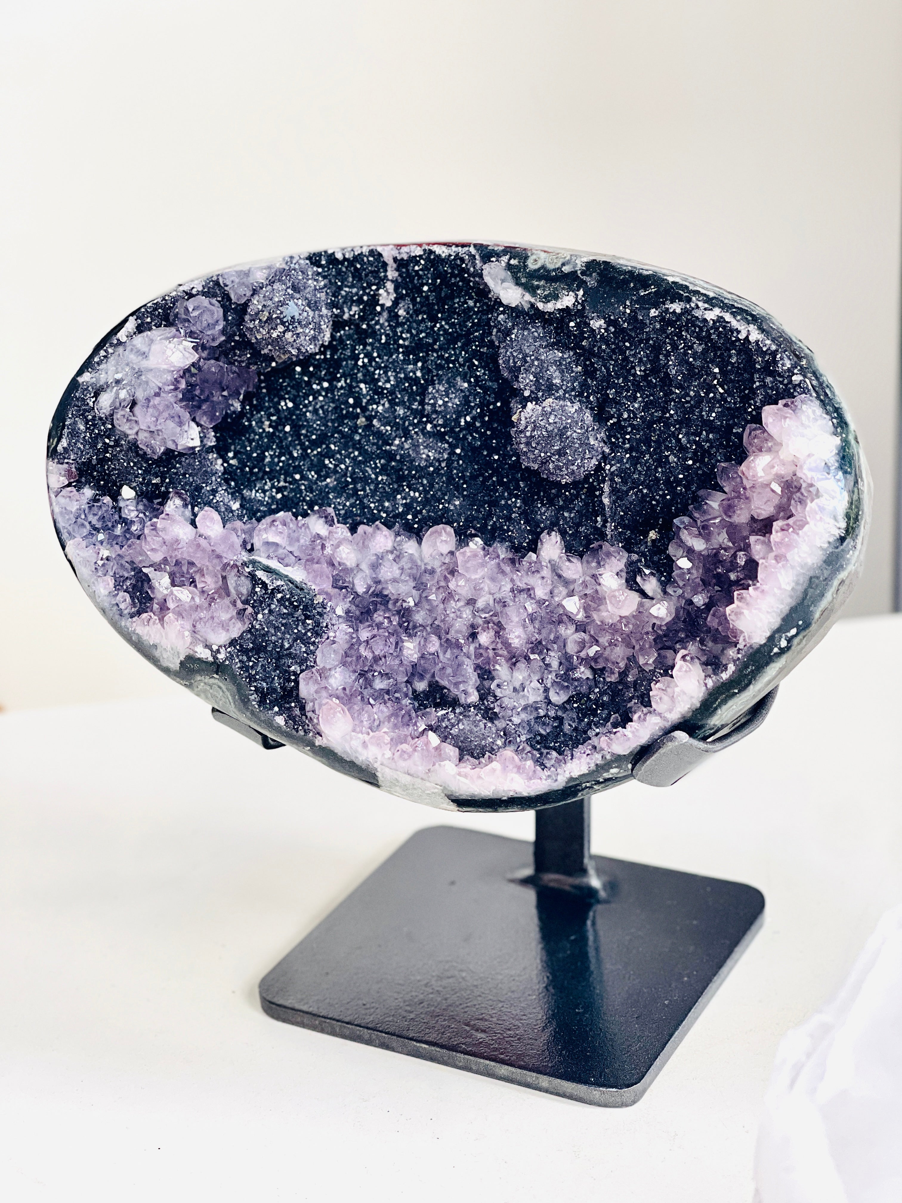 Black Amethyst Geode with Amethyst Flower Formations – Uruguay, 2.345kg
