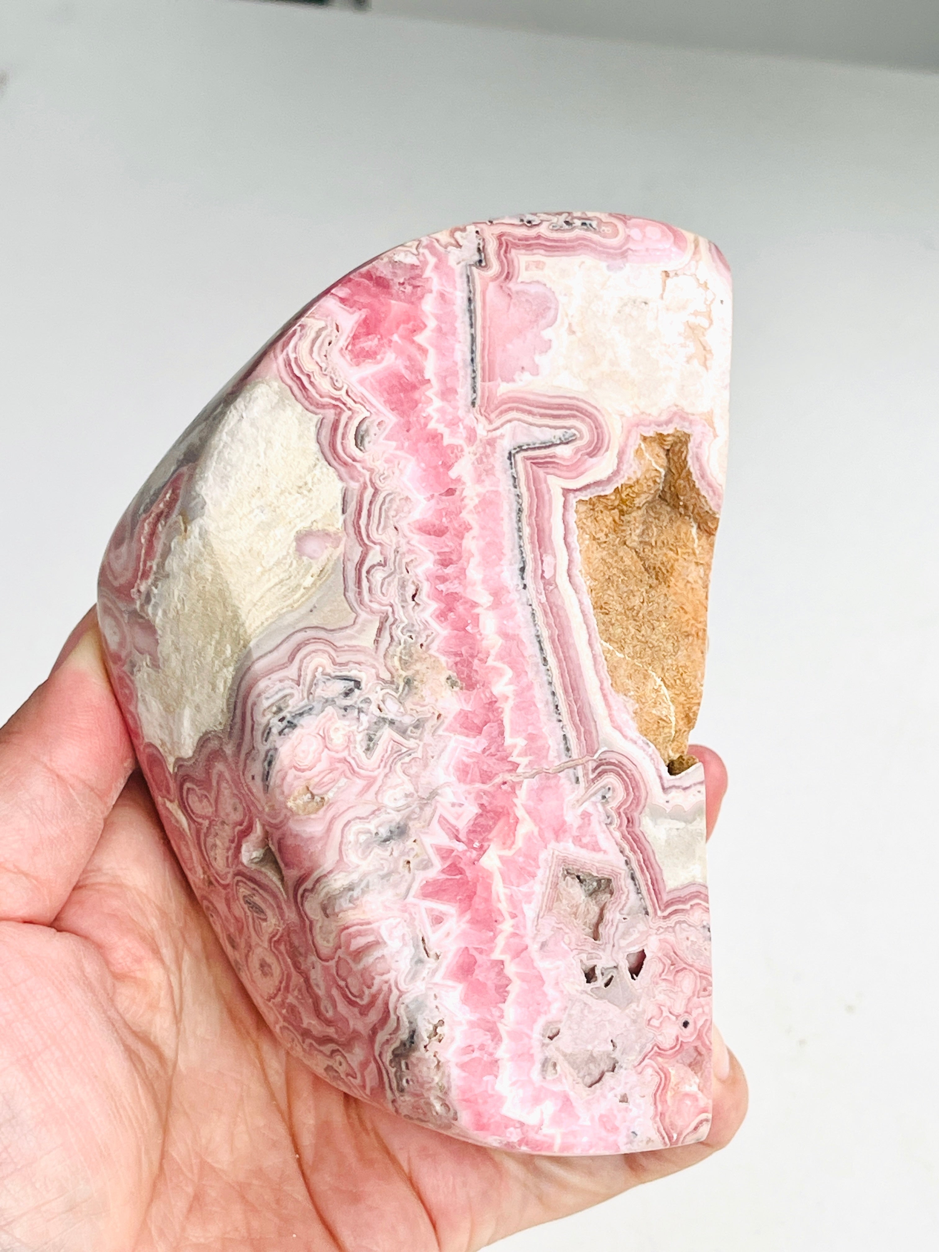 1044g AAA Rhodochrosite Freeform – Collector’s Specimen from Argentina Natural Pink Rhodochrosite | Rare Crystal Statement Piece | Semi-Polished | High-End Mineral Display