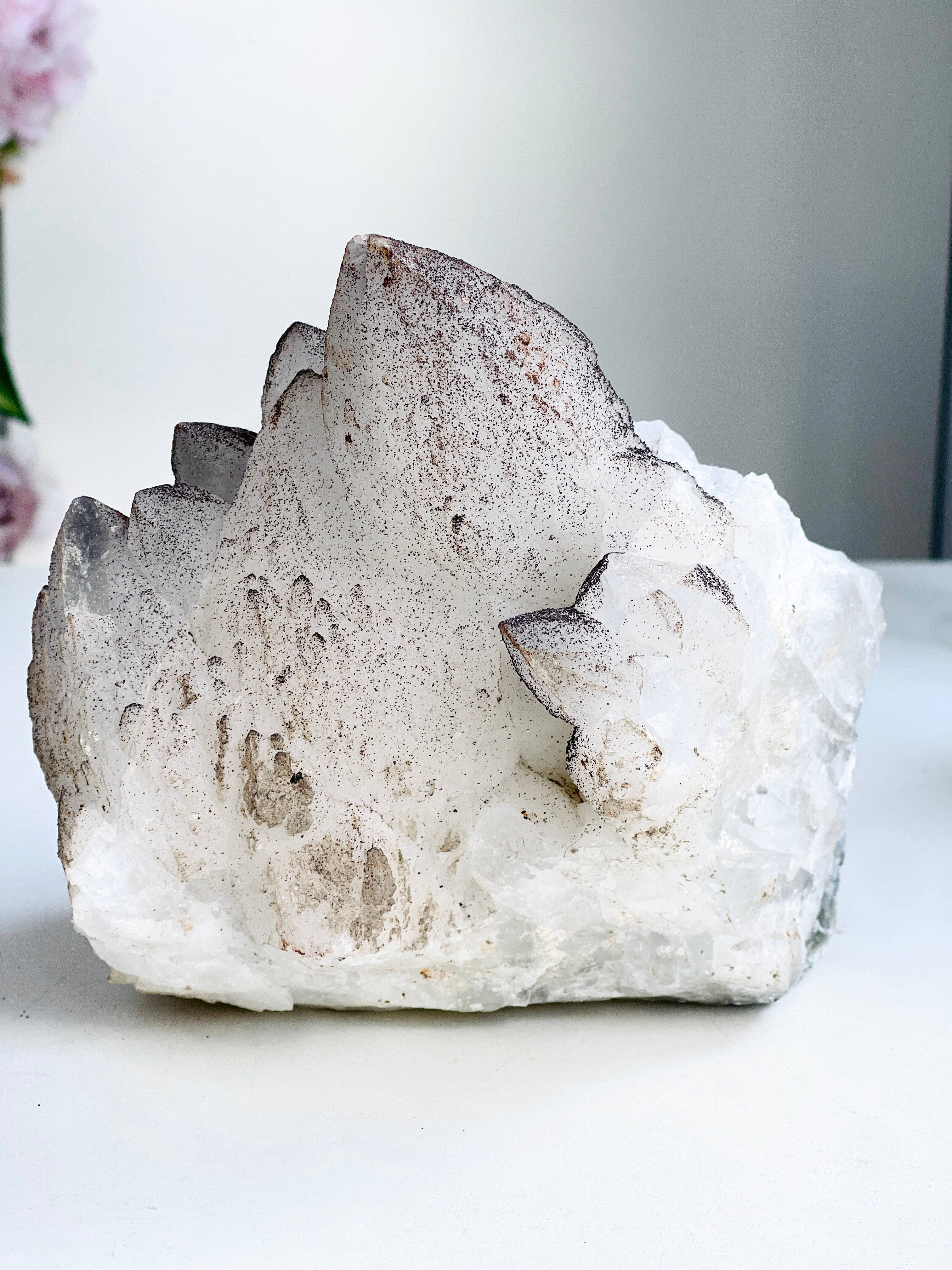 2.8kg Unique Quartz with Rhodochrosite from Djurkovo mine, Laki, Bulgaria, Mineral Specimen, Unique Gift