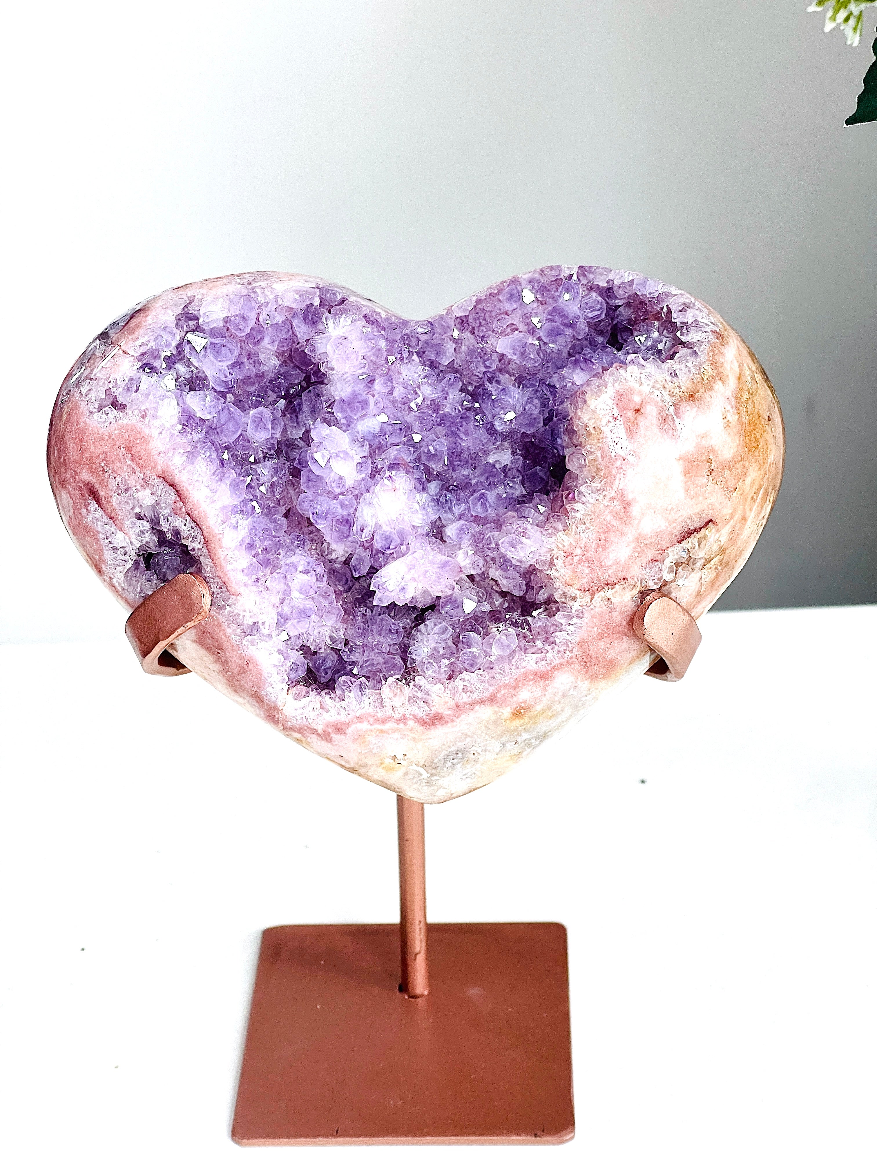 Pink Amethyst Druzy Heart – Natural Healing Crystal for Meditation & Home Decor