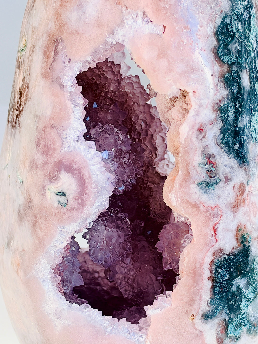 Brazilian Pink Amethyst Druzy Flame, 2.2 kg