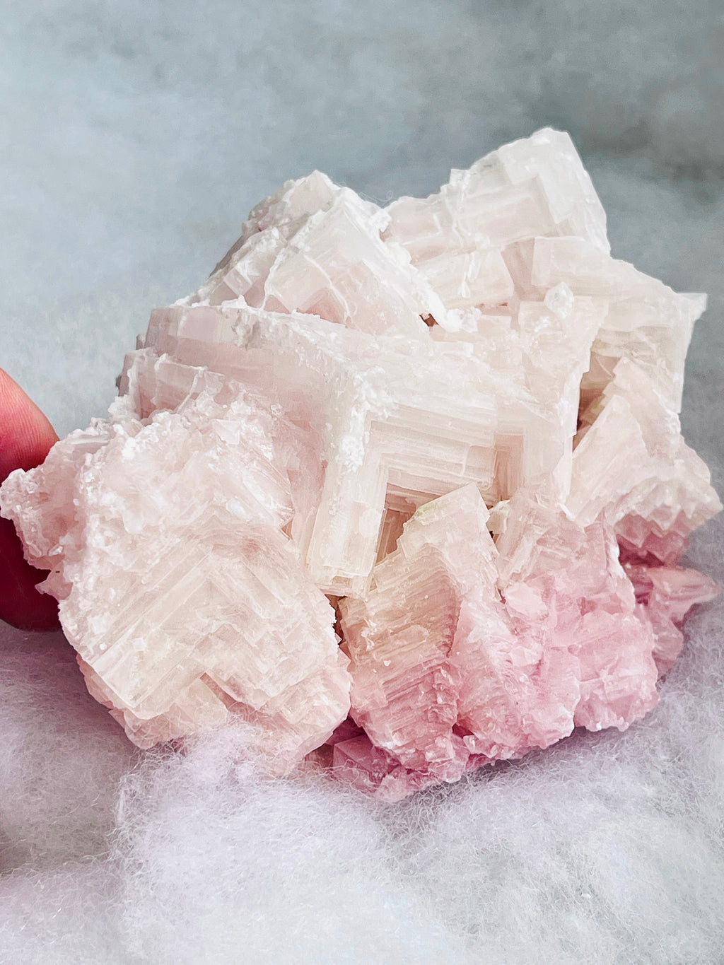 Pink Halite Specimen – Natural Salt Crystal, Owens Lake California- 342g
