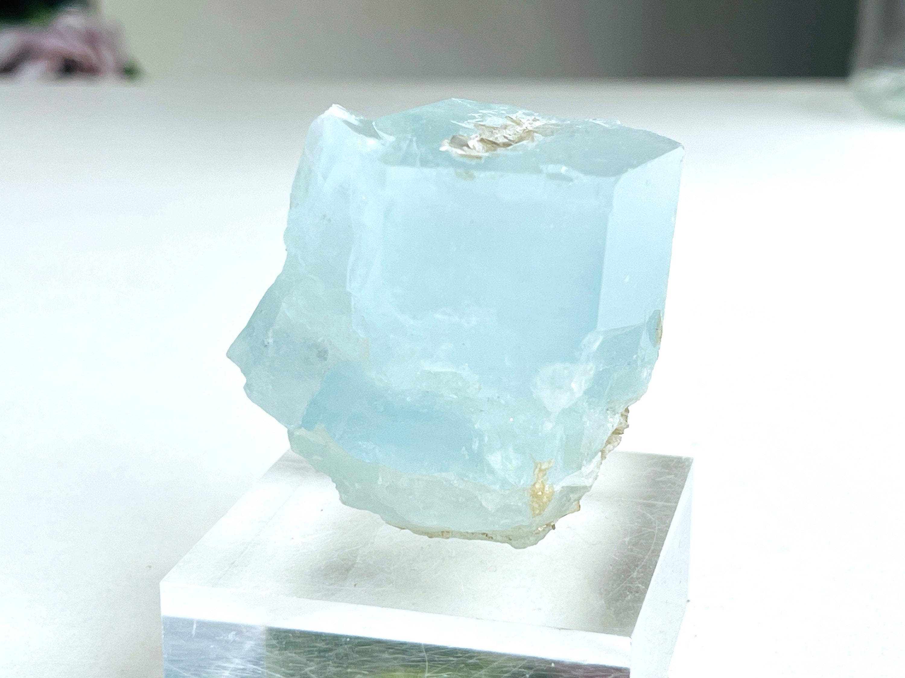 100g Natural Aquamarine Beryl Specimen with Muscovite – Skardu, Pakistan Gem-Quality Aquamarine | Collector's Crystal | Crystal Gift | Raw Mineral Specimen
