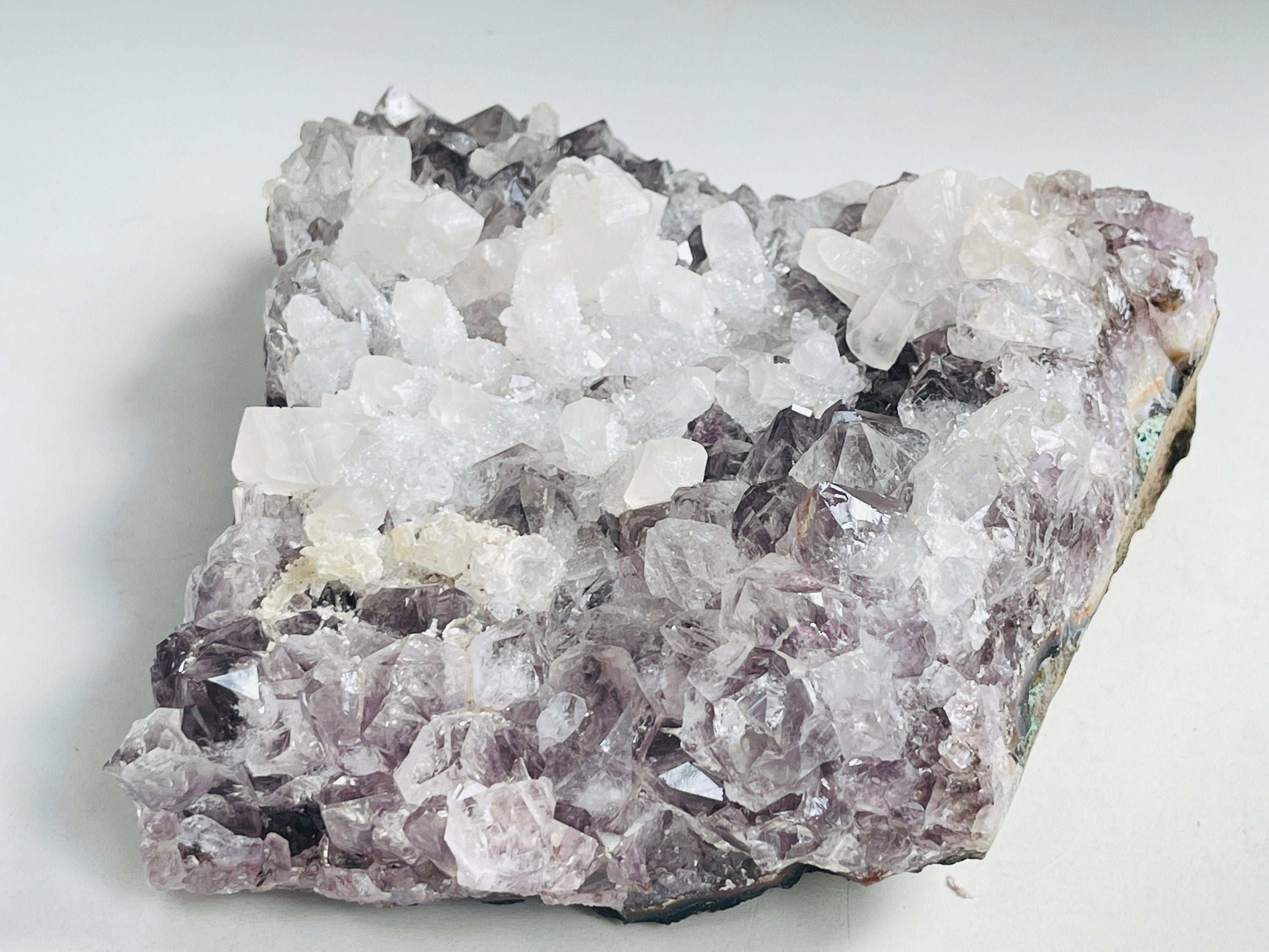 2.9kg Exquisite Amethyst with Calcite Mineral Specimen, Special Calcite & Amethyst Specimen, Calcite Specimen, Amethyst Mineral Specimen