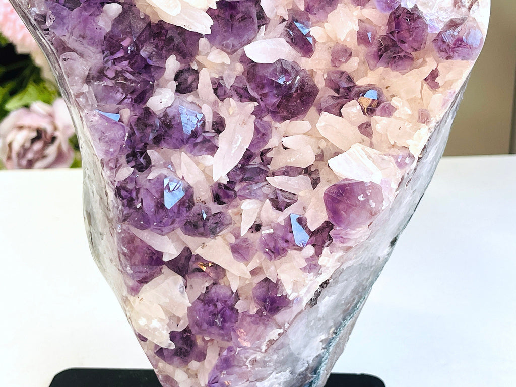 4.7kg Extraordinary Amethyst with Calcite on Metal Stand  ,Amethyst Cathedral ,Large Amethyst Crystal Gift, Amethyst for Home Decor Crystal