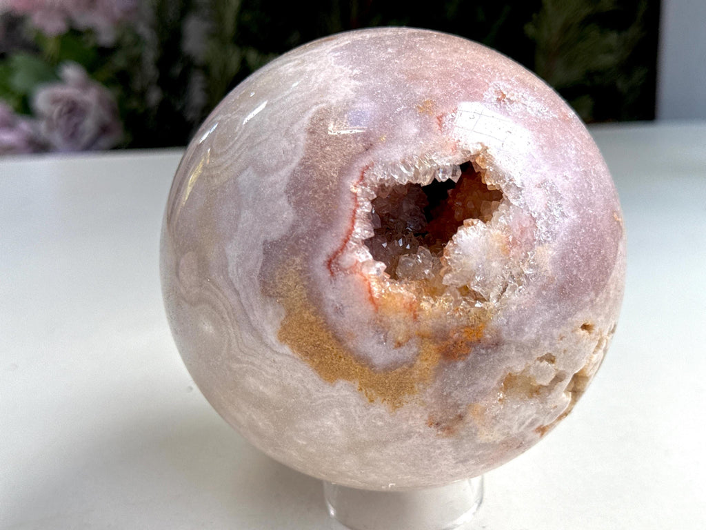Pink Amethyst Sphere – 115mm, 1.9kg | Shimmering Collector's Piece from Brazil