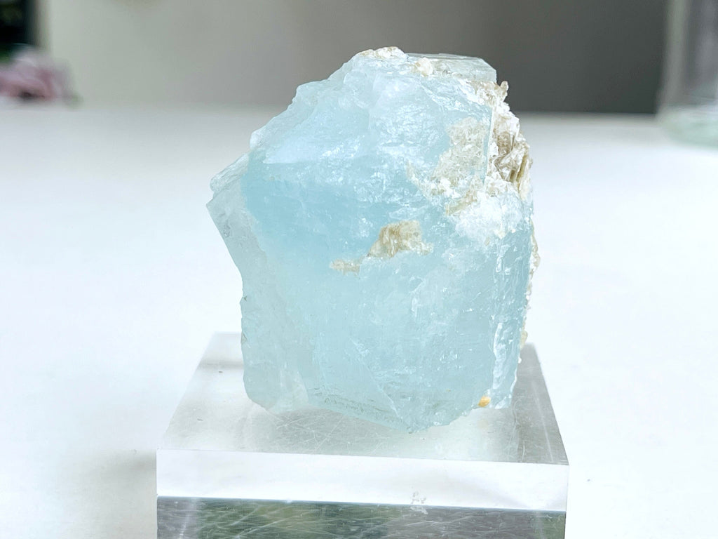 100g Natural Aquamarine Beryl Specimen with Muscovite – Skardu, Pakistan Gem-Quality Aquamarine | Collector's Crystal | Crystal Gift | Raw Mineral Specimen