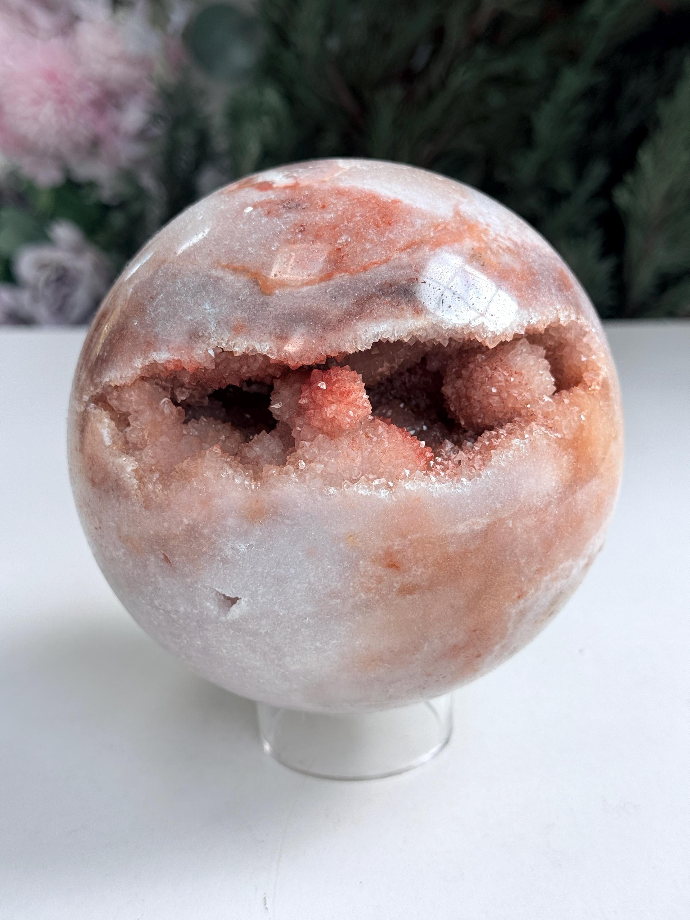 Pink Amethyst Sphere – 115mm, 1.9kg | Shimmering Collector's Piece from Brazil