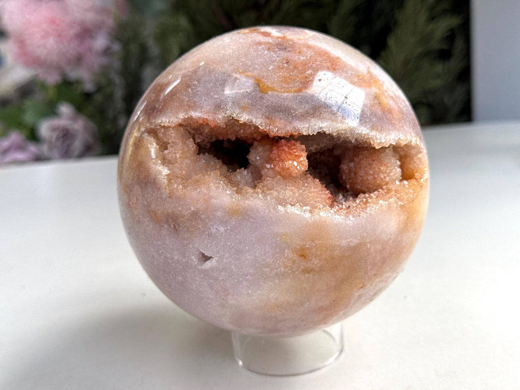Pink Amethyst Sphere – 115mm, 1.9kg | Shimmering Collector's Piece from Brazil