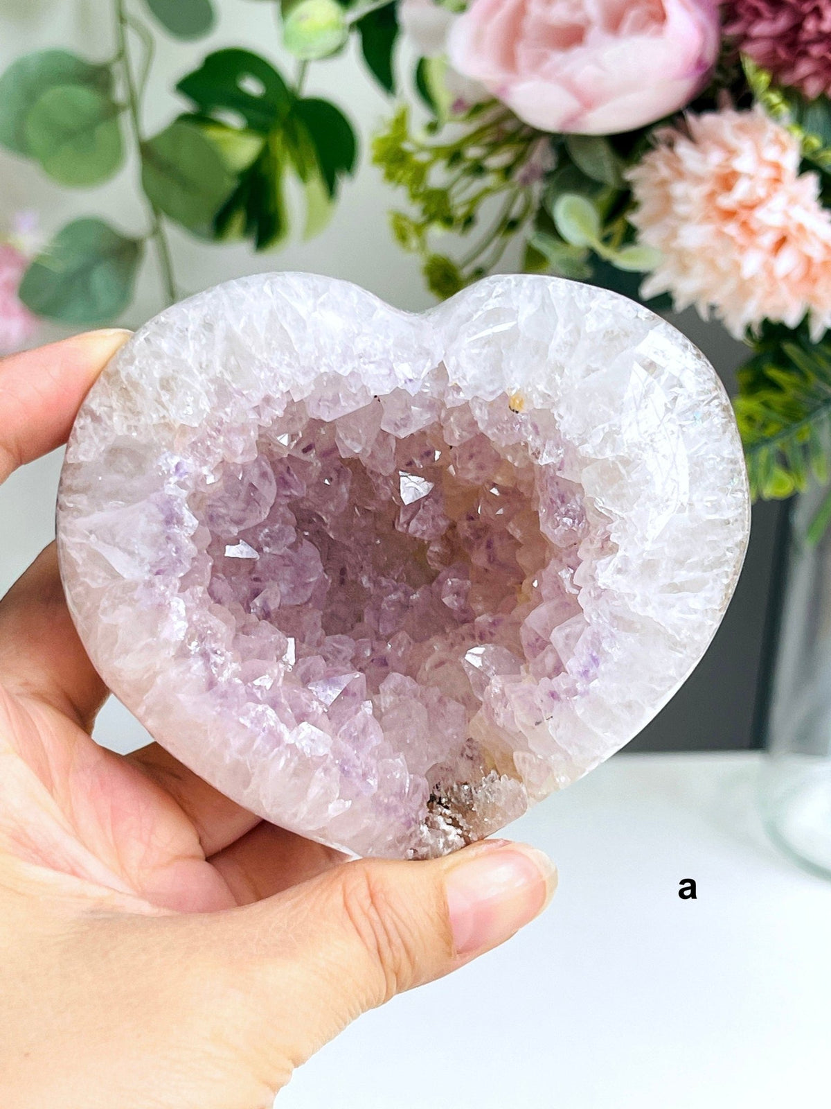 Druzy Agate Heart - Million Years Crystal