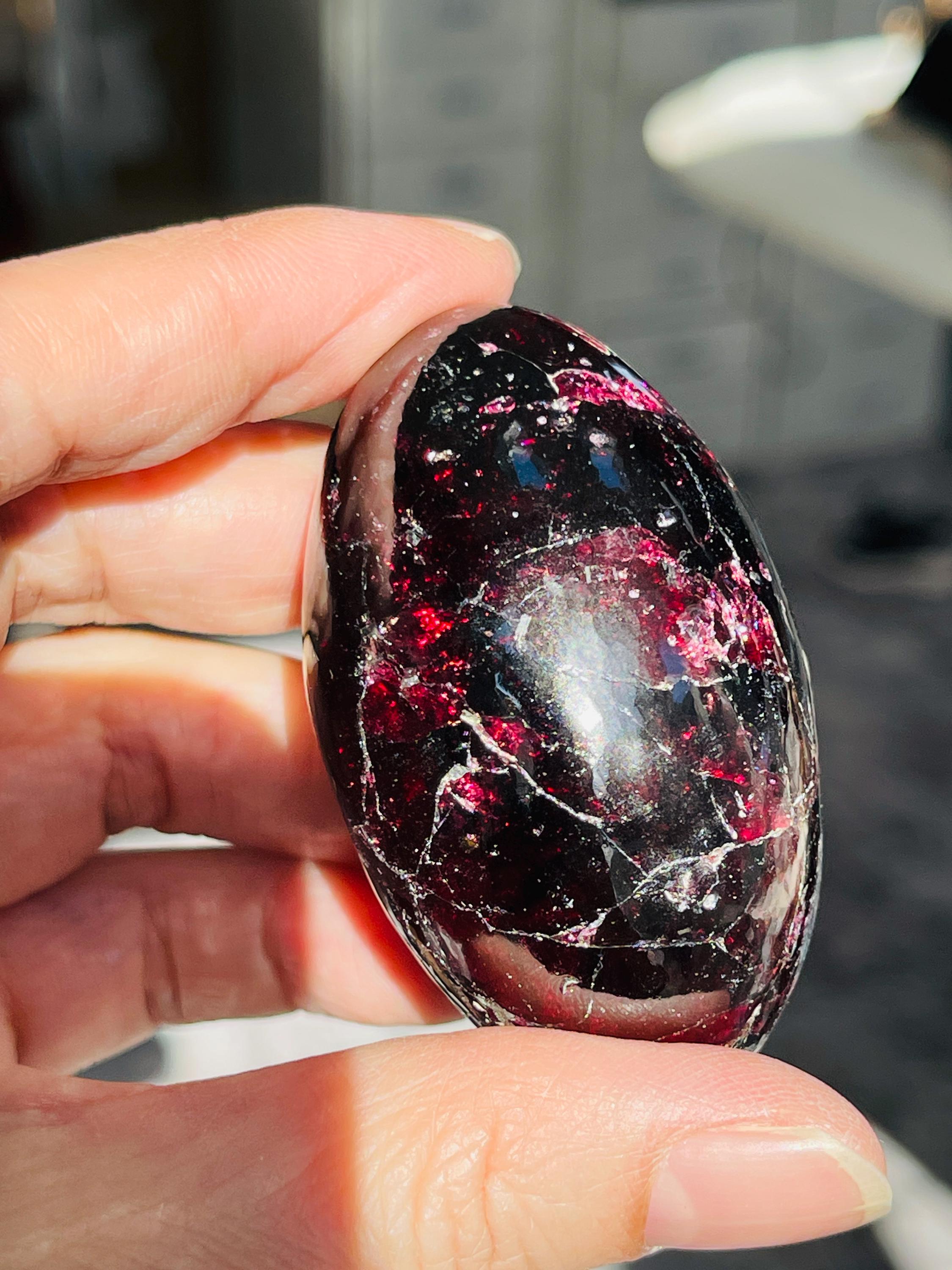 Gemy Garnet Crystal Shiva, Garnet Shiva Lingam, High Quality Garnet Crystal, Crystal Gift, Healing Crystal 3