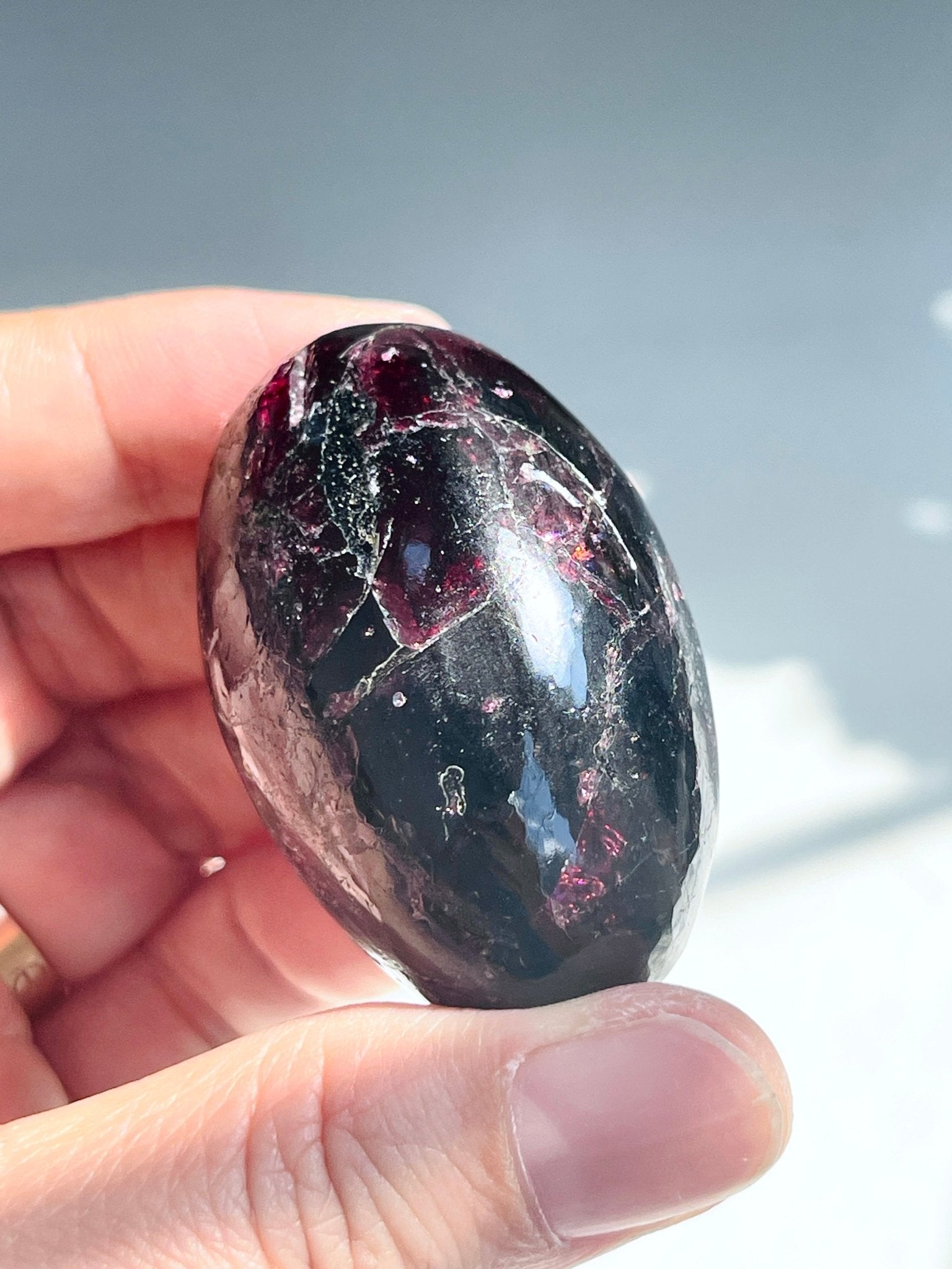 Gemy Garnet Crystal Shiva, Garnet Shiva Lingam, High Quality Garnet Crystal, Crystal Gift, Healing Crystal 10 - Million Years Crystal