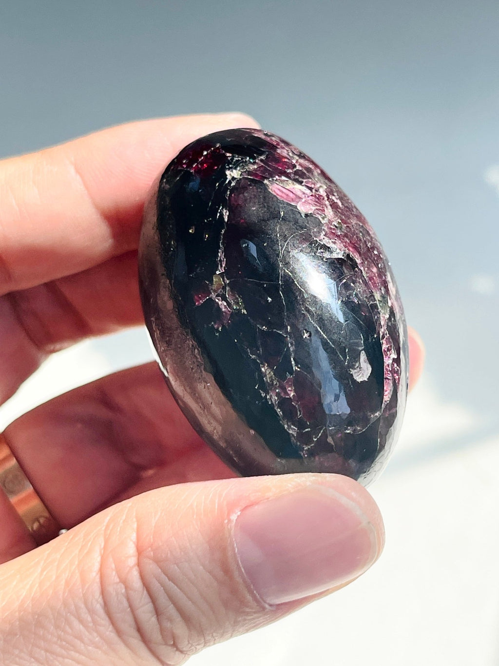 Gemy Garnet Crystal Shiva, Garnet Shiva Lingam, High Quality Garnet Crystal, Crystal Gift, Healing Crystal 10 - Million Years Crystal