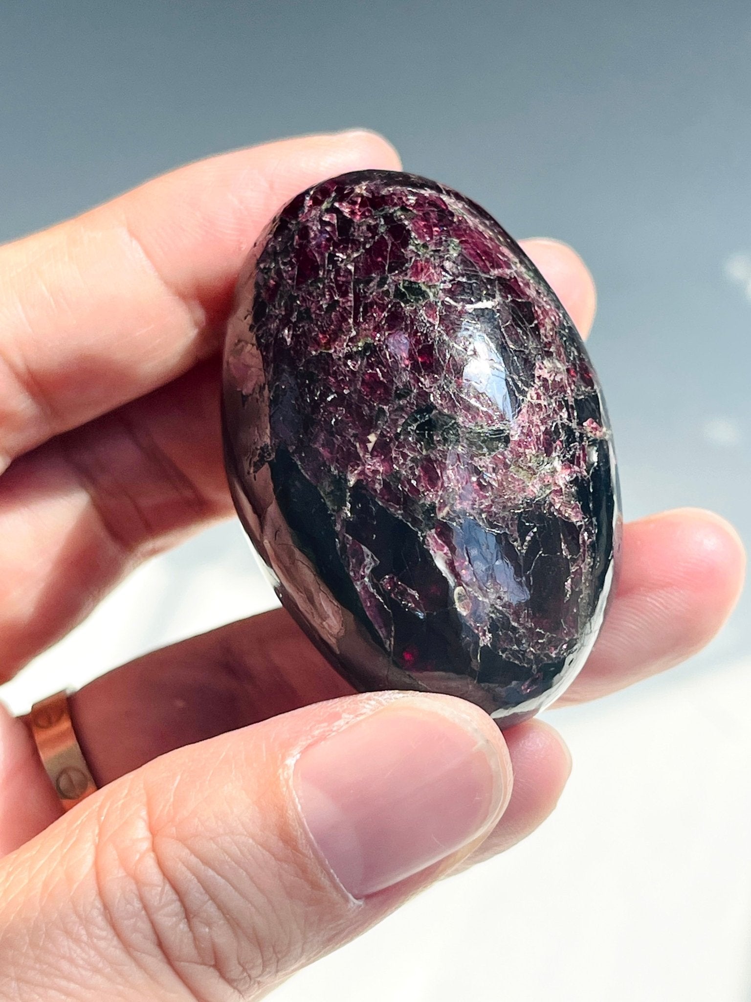 Gemy Garnet Crystal Shiva, Garnet Shiva Lingam, High Quality Garnet Crystal, Crystal Gift, Healing Crystal 10 - Million Years Crystal