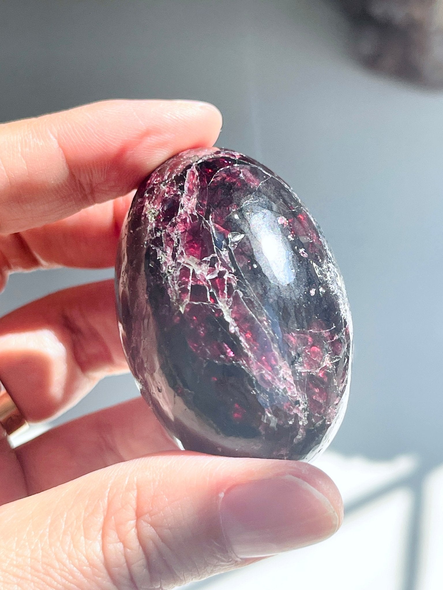 Gemy Garnet Crystal Shiva, Garnet Shiva Lingam, High Quality Garnet Crystal, Crystal Gift, Healing Crystal 12 - Million Years Crystal